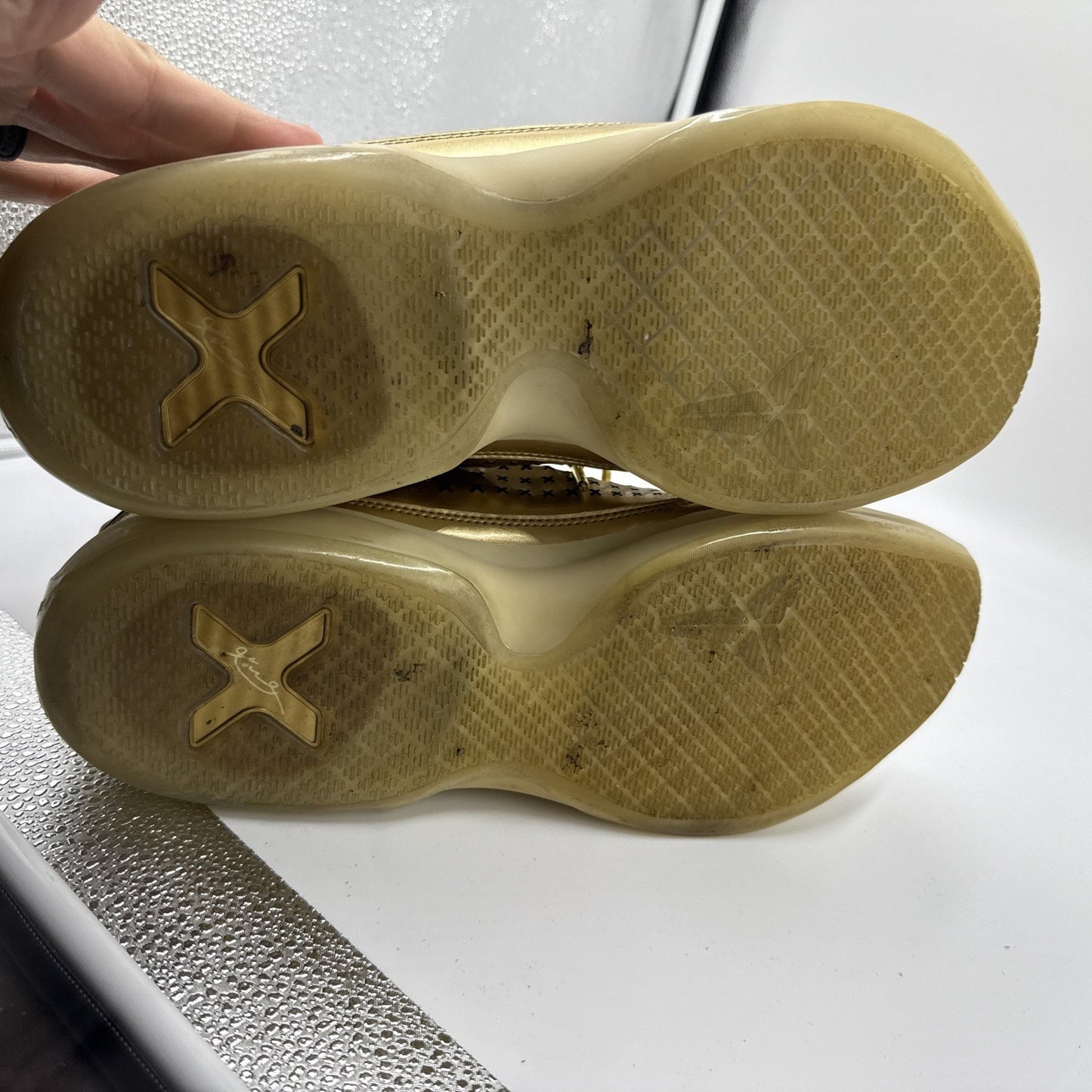 Size 13 - Nike Kobe 10 EXT Mid Liquid Gold
