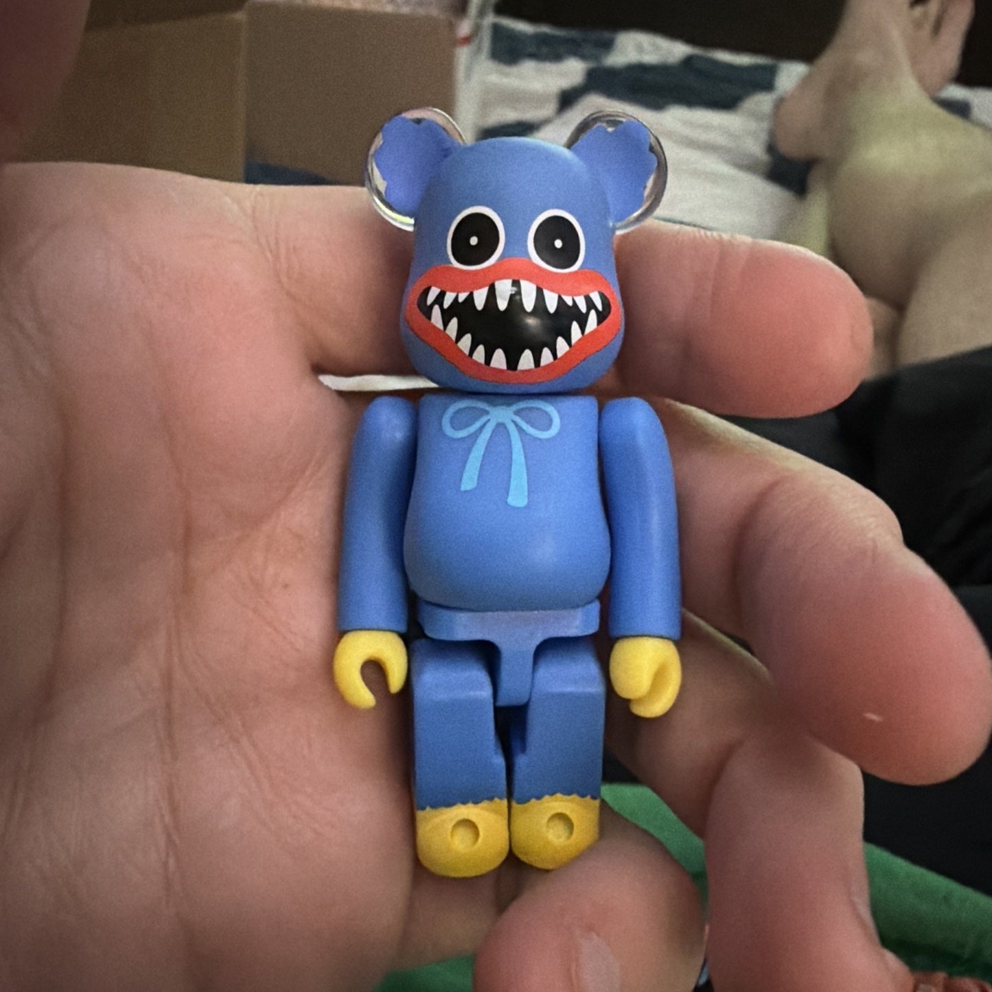 BE@RBRICK Be@rbrick Huggy Wuggy Blue Yellow Designer Urban Vinyl Art Toy Figure