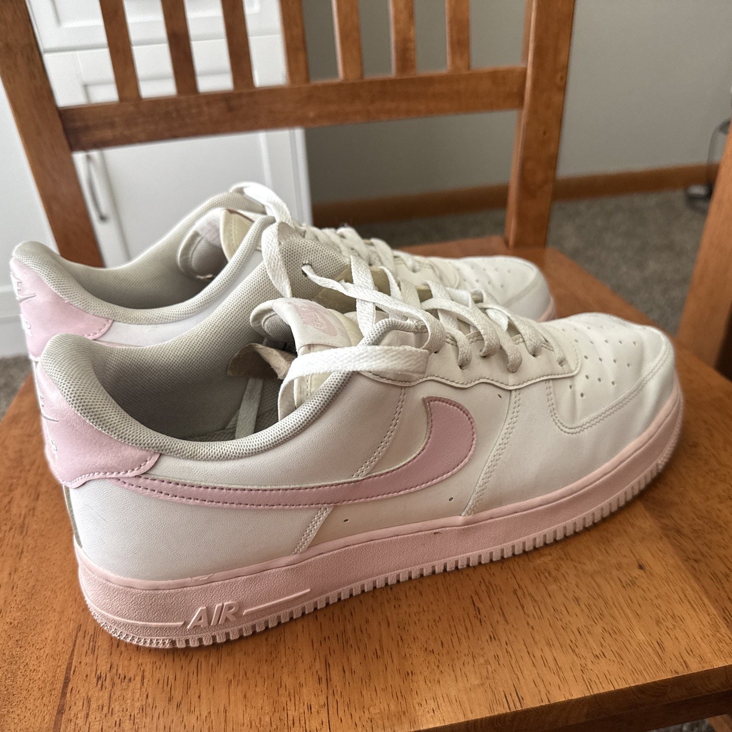 Size 13 - Nike Air Force 1 '07 Low White Pink Sole NBS032
