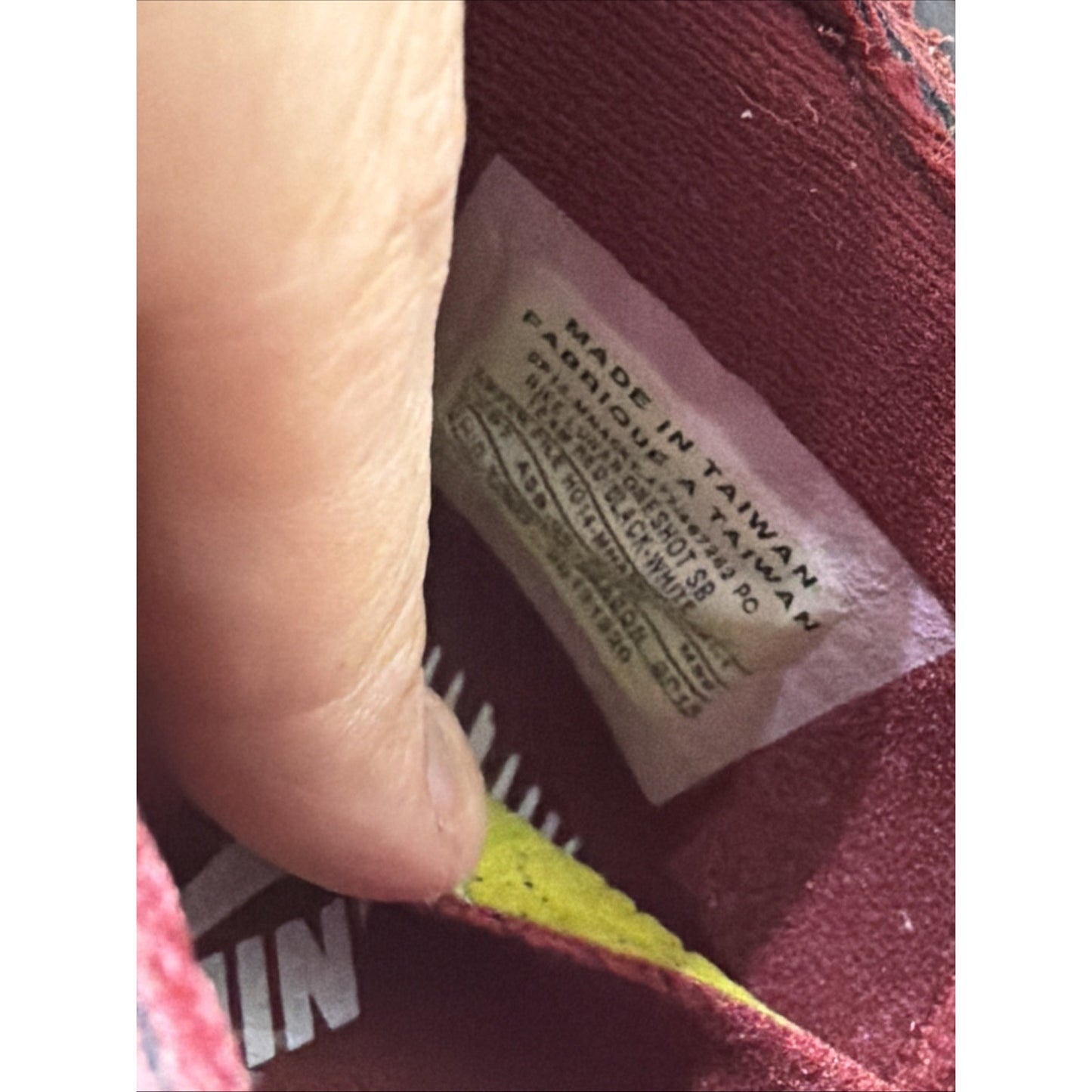 Size 9 Nike Sb Lunar One Shot Sample Tagged Red Black