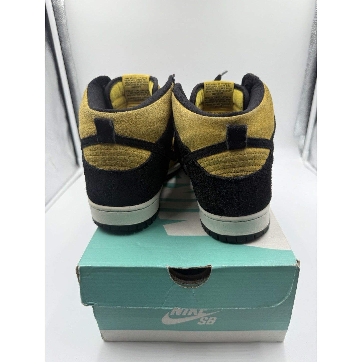 Size 10 - Nike Dunk Pro SB High Reverse Goldenrod