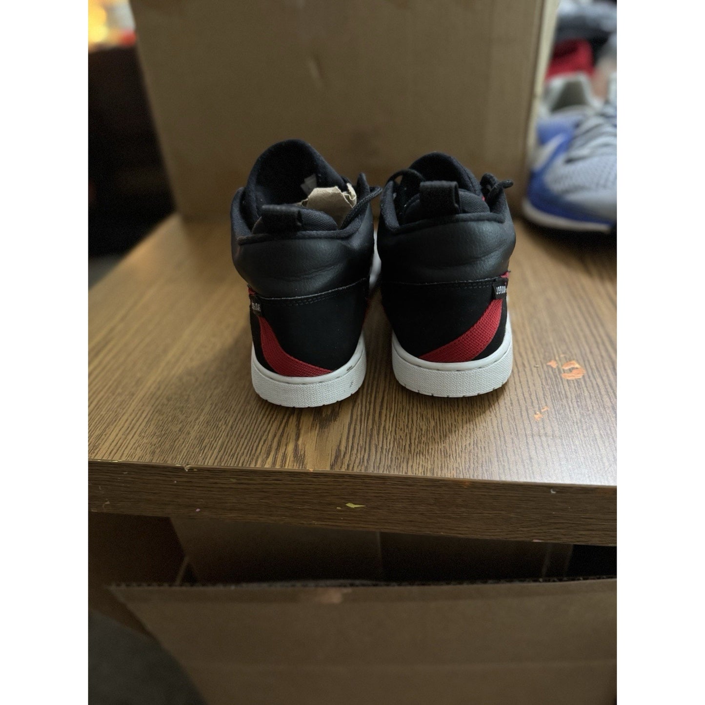 Size 6.5y Jordan Fadeaway Bred AO1331-016 NBS089