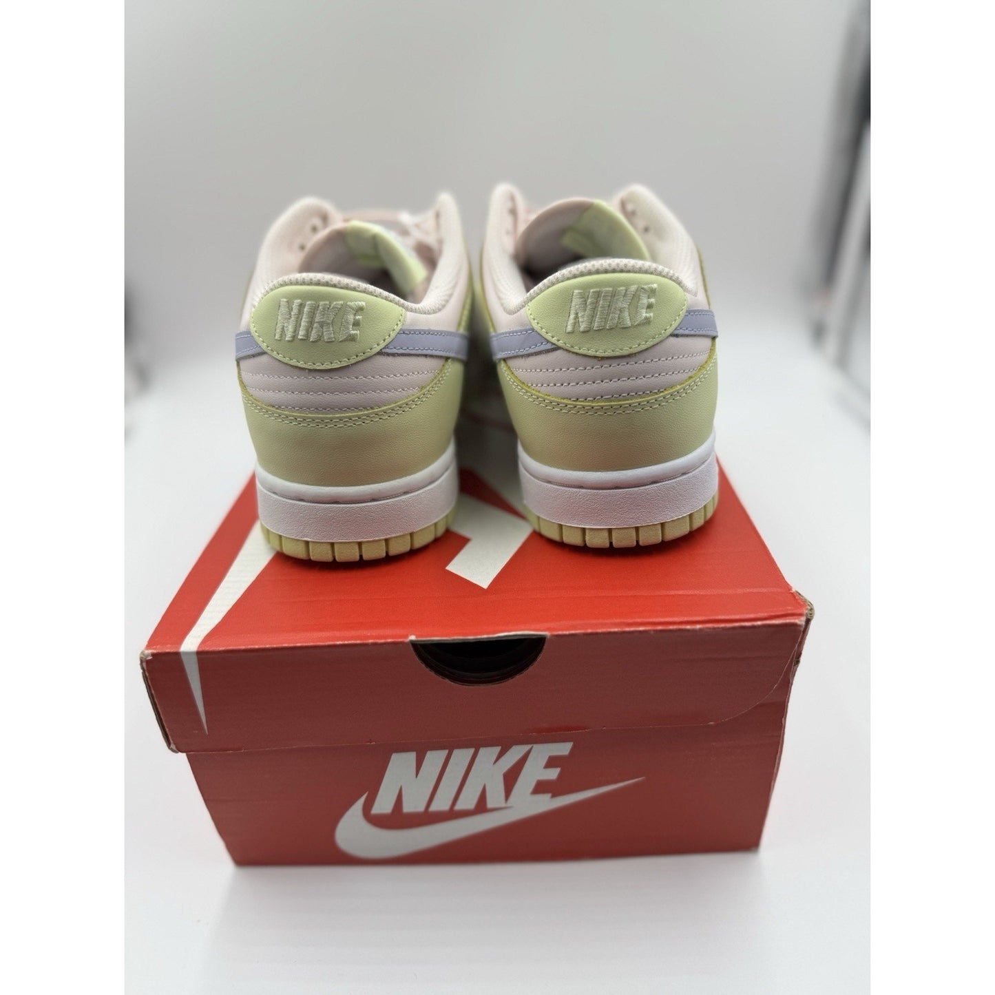 Size 10 - Nike Dunk Low Lime Ice W BS580