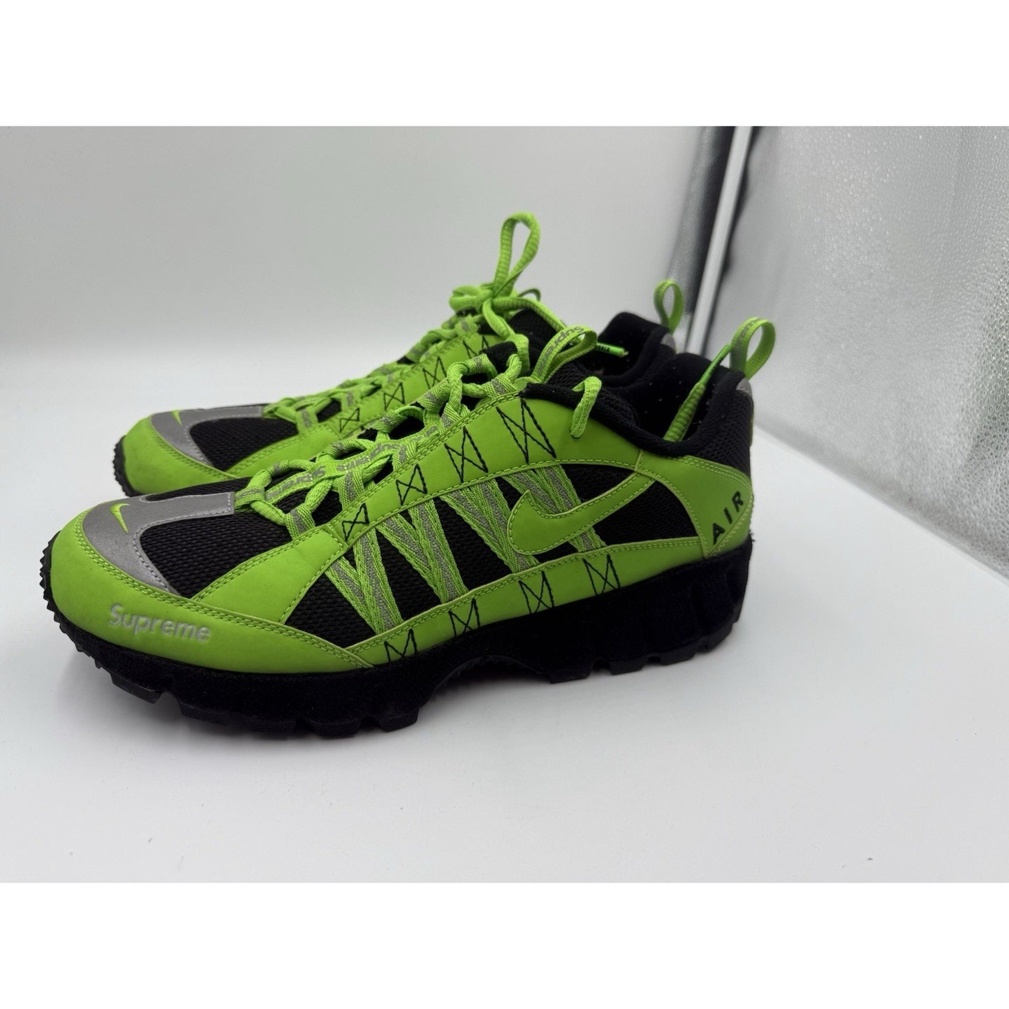 Size 10.5 - Nike Supreme x Air Humara 17 Green