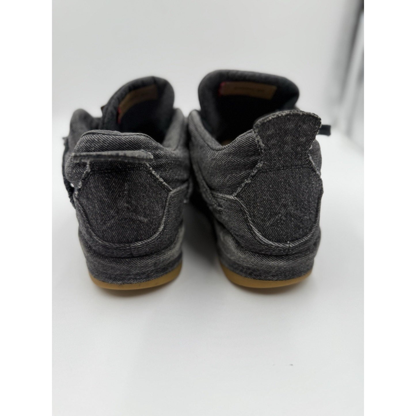 Size 6.5y Jordan 4 Retro Levi’s Black AQ9103-001