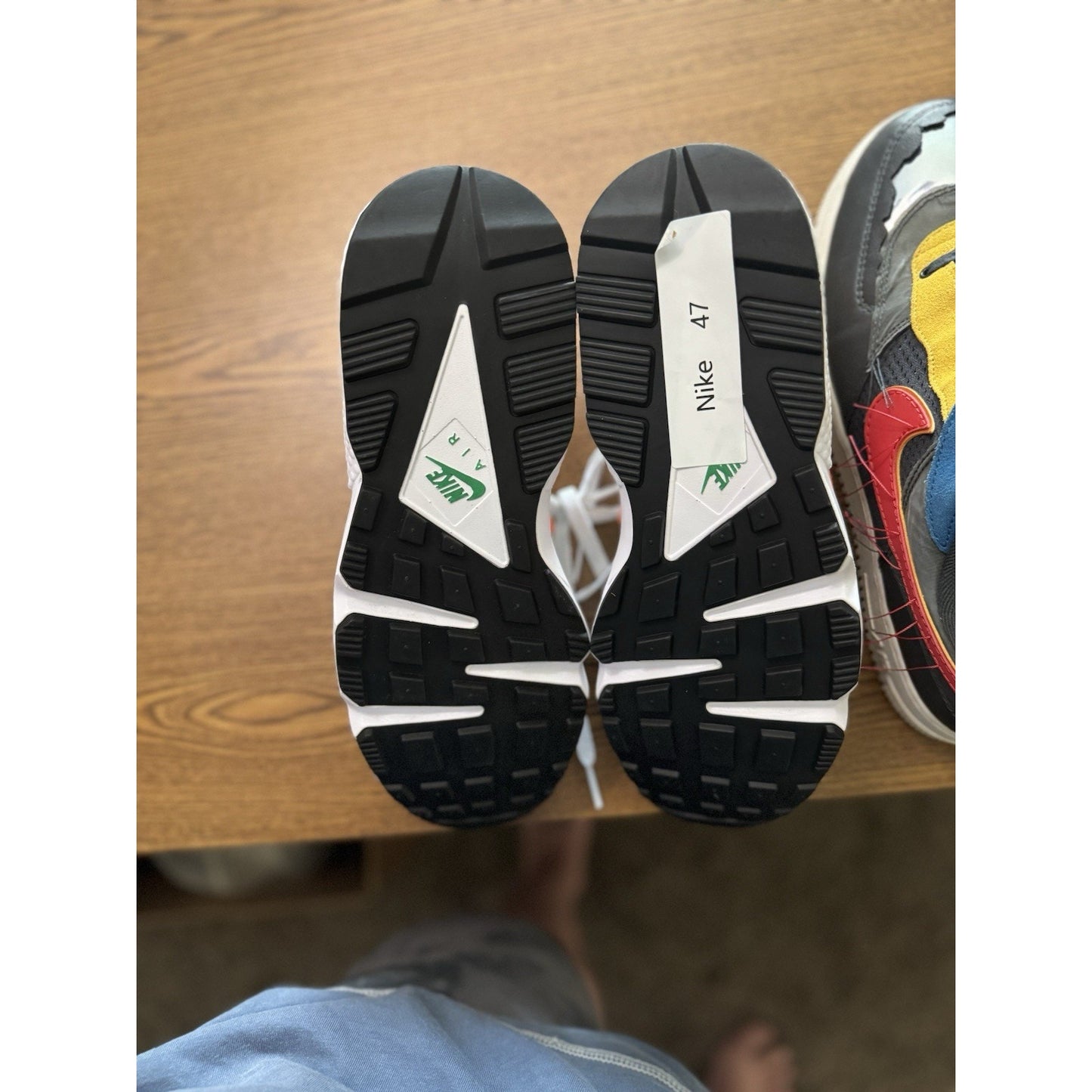 Size 9.5 - Nike Air Huarache Miami Hurricanes NBS202