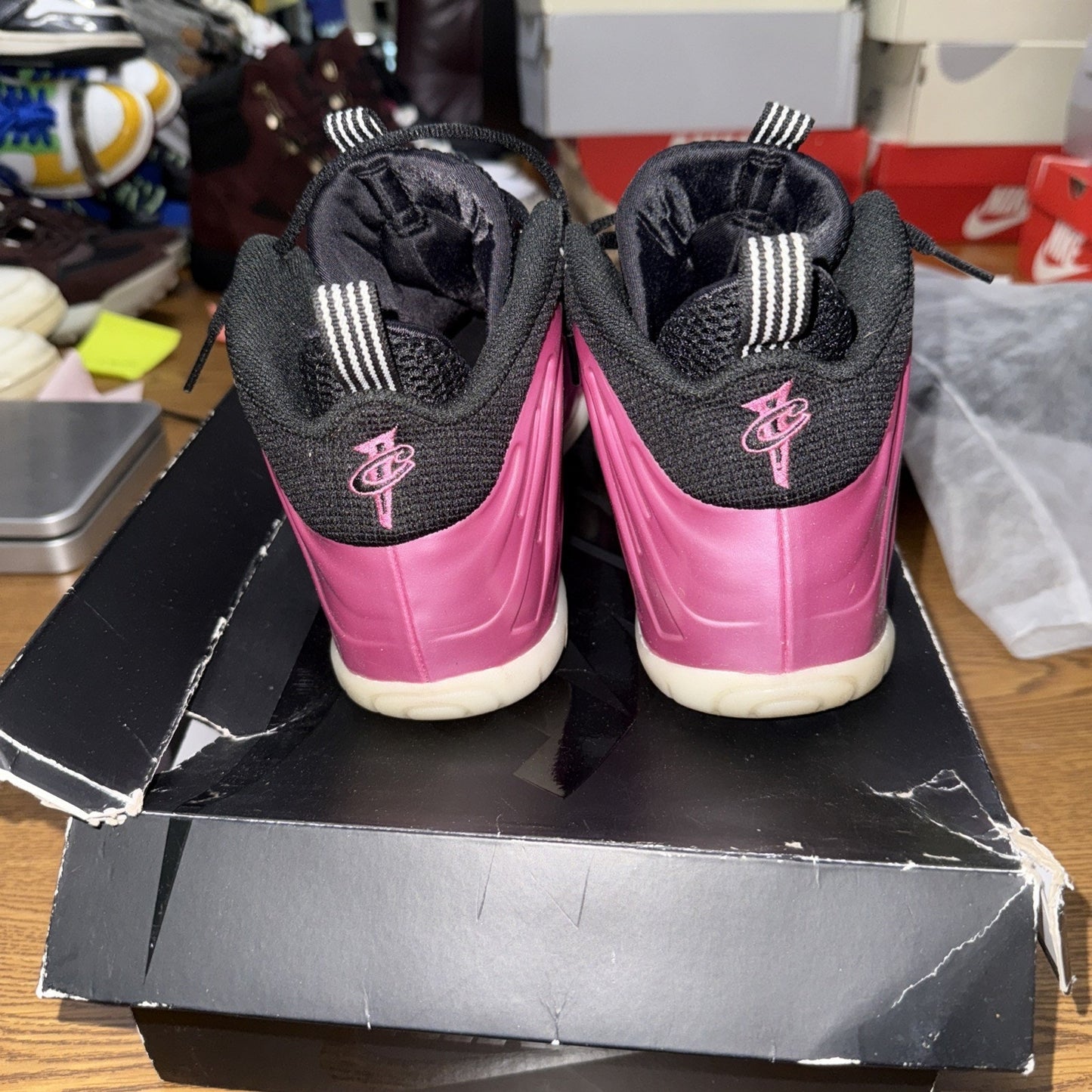 Nike Little Posite One GS Pink Foamposite DX1947-600 Size 7Y (Women’s Size 8.5)