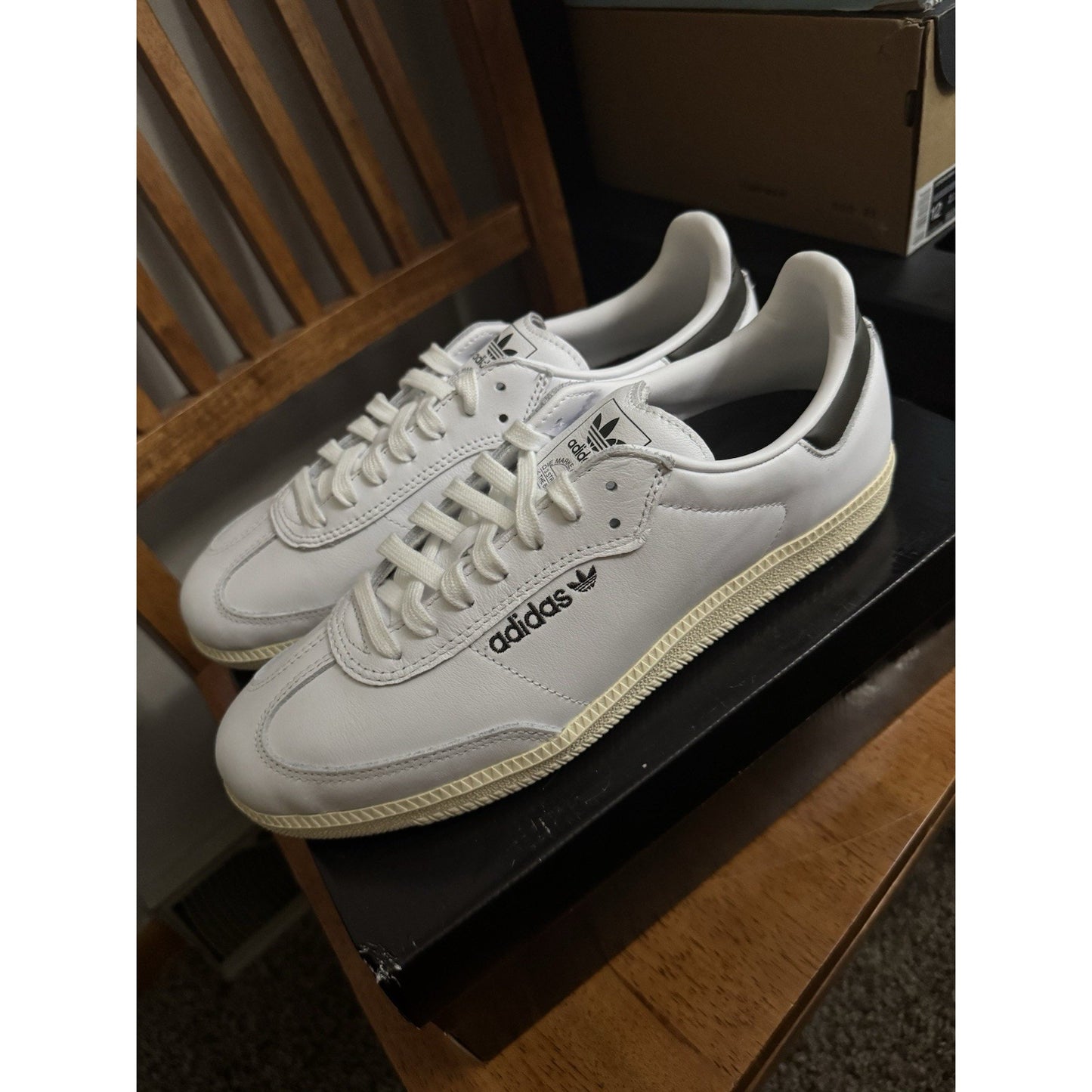 Size 9.5 Samba ADV GY3360 BS302