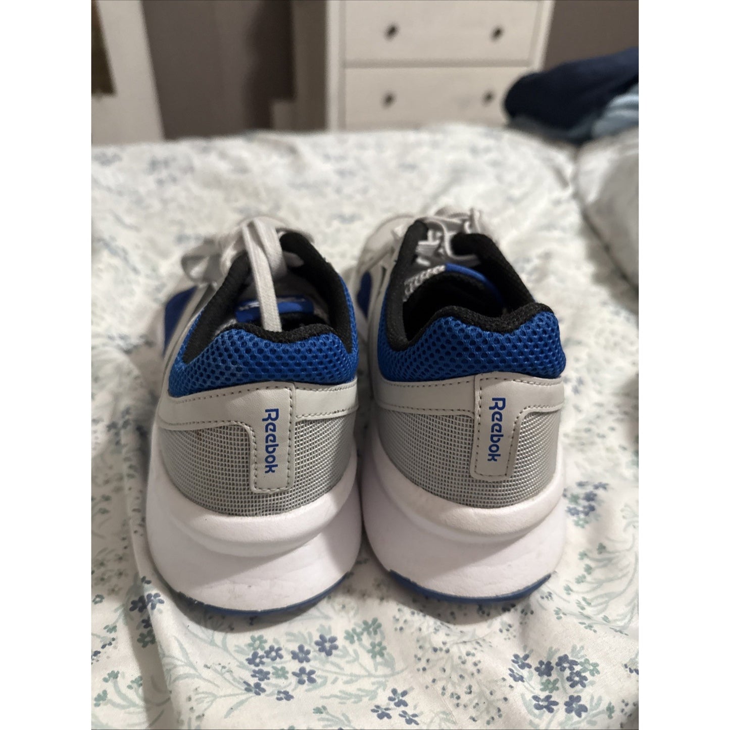 Size 11 Reebok running shoes NBS036