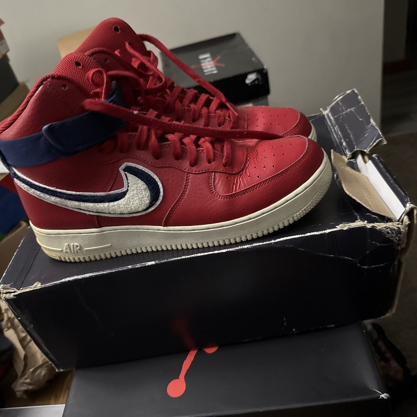 Size 10.5 - Nike Air Force 1 '07 LV8 High Red BS492