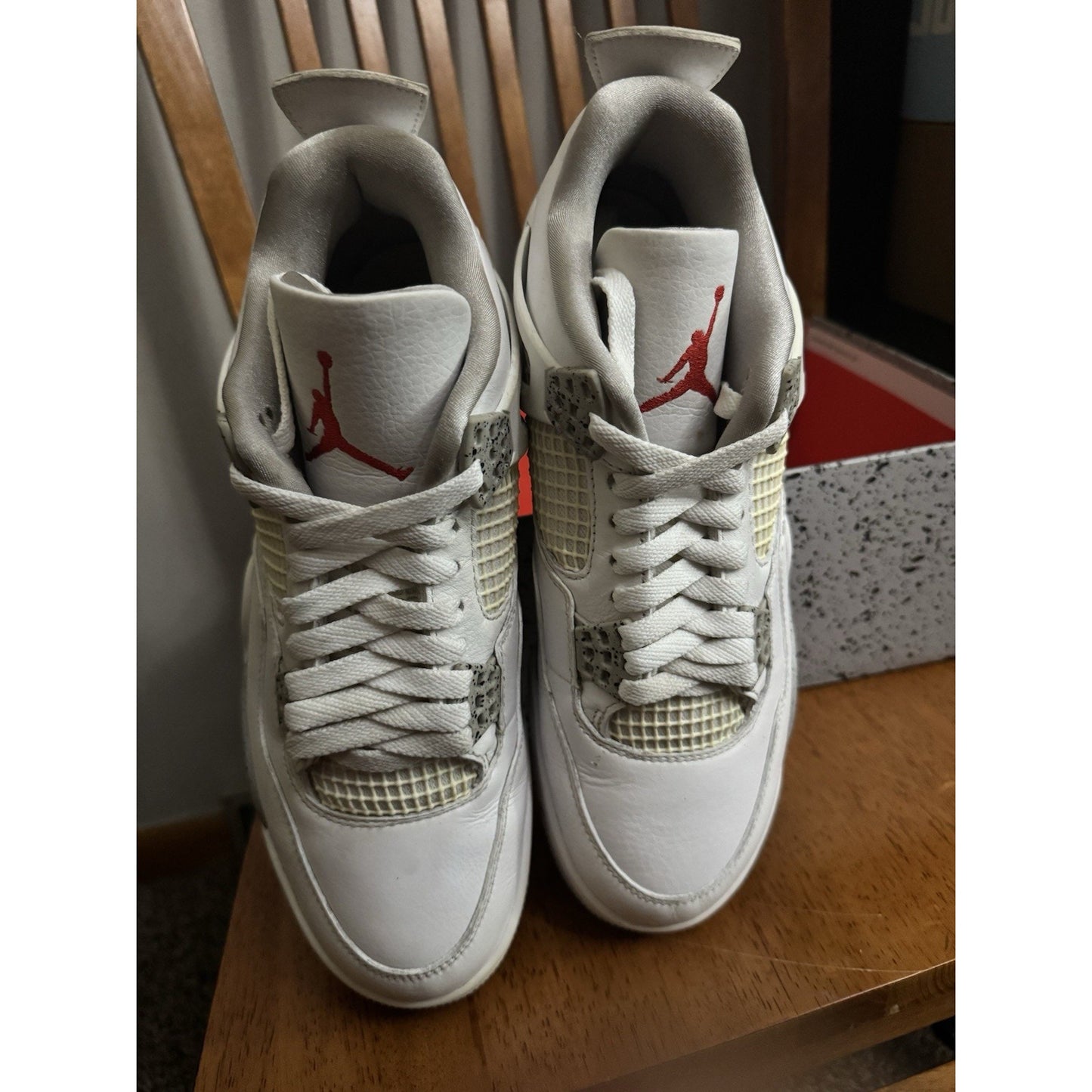 Size 8.5 - Jordan 4 Retro Mid White Oreo BS290
