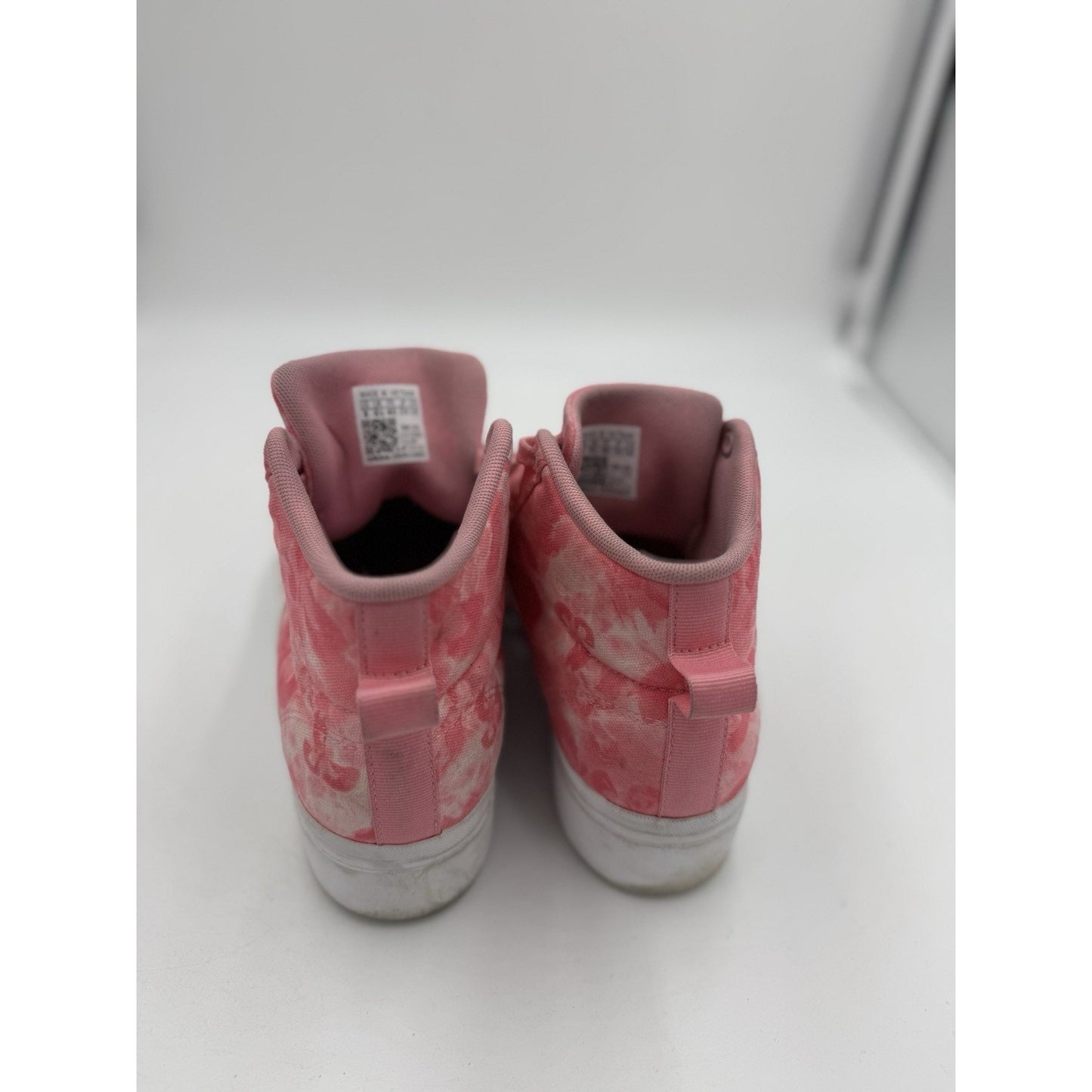 Size 8 - adidas Bravada 2.0 Platform Mid Pulse Magenta W