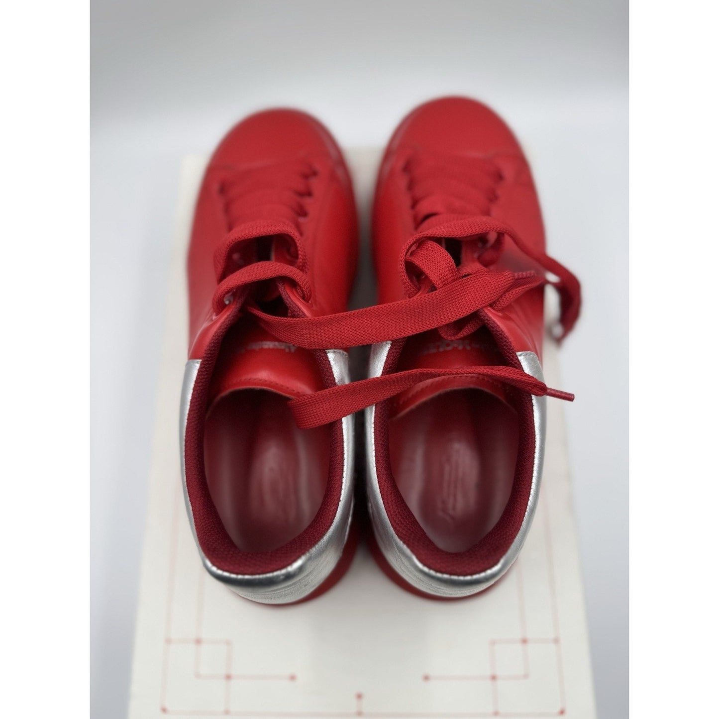 Size EU 41.5 US 8.5 - Alexander McQueen Oversized Sneaker Welsh Red Silver BS581