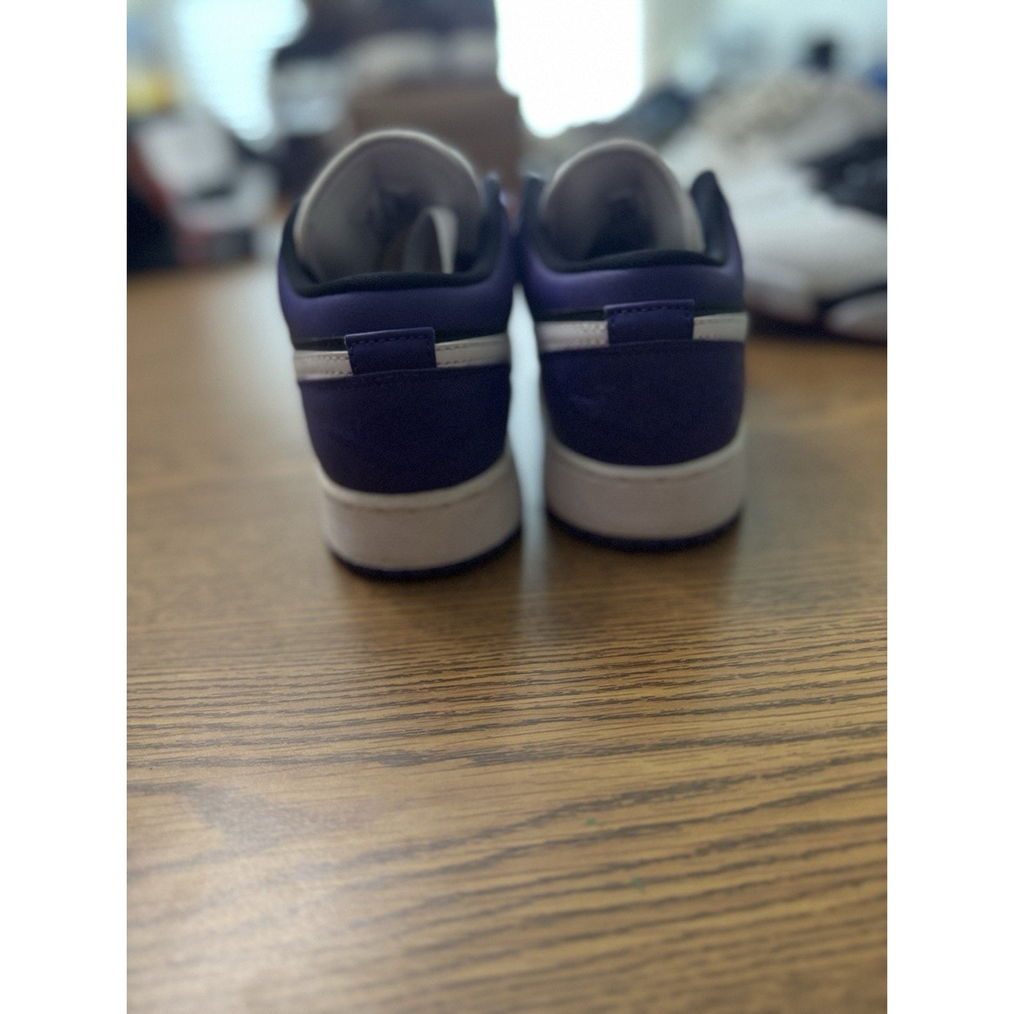 Size 6.5y Jordan 1 Low Court Purple 553560-501 NBS134