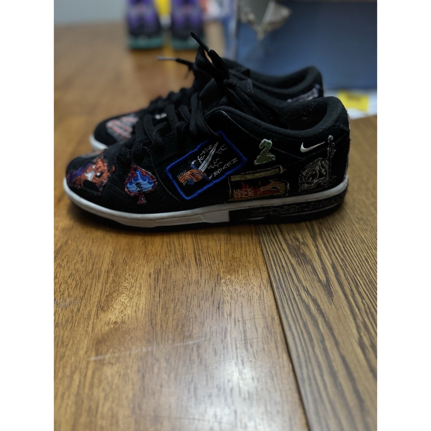 Size 8 - Nike SB Dunk Low Pro QS Black/Multicolor/White 2022 NBS132