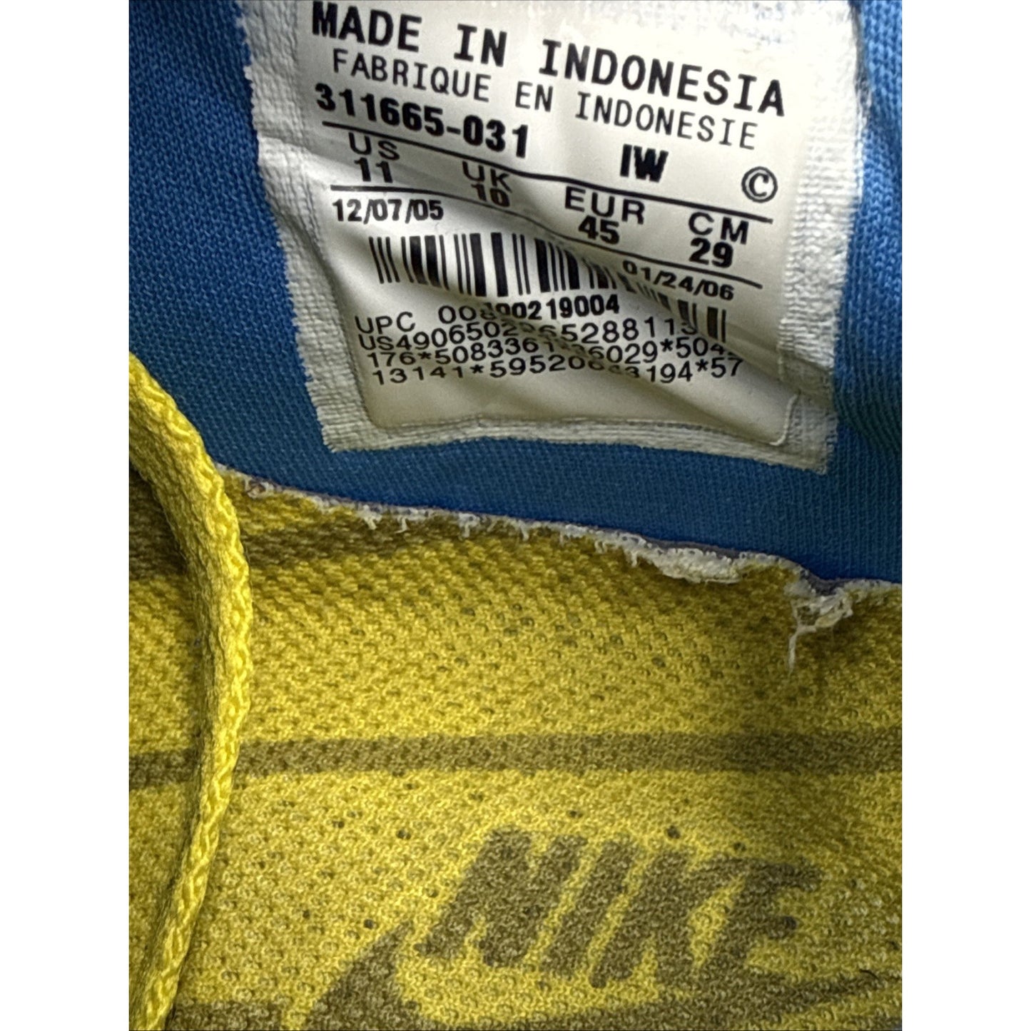 Size 11 - Nike Zoom Team Edition Barcelona
