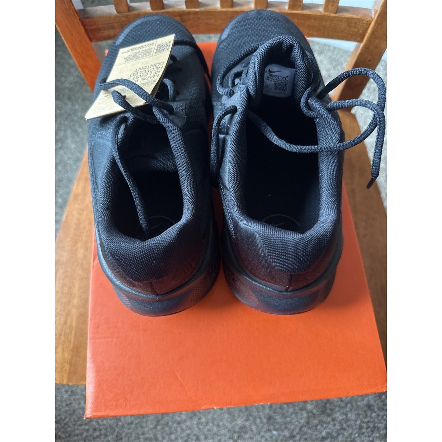 Size 10 Wide Nike Revolution 7 Wide Black Running Comfort Shoes Sneaker BS007