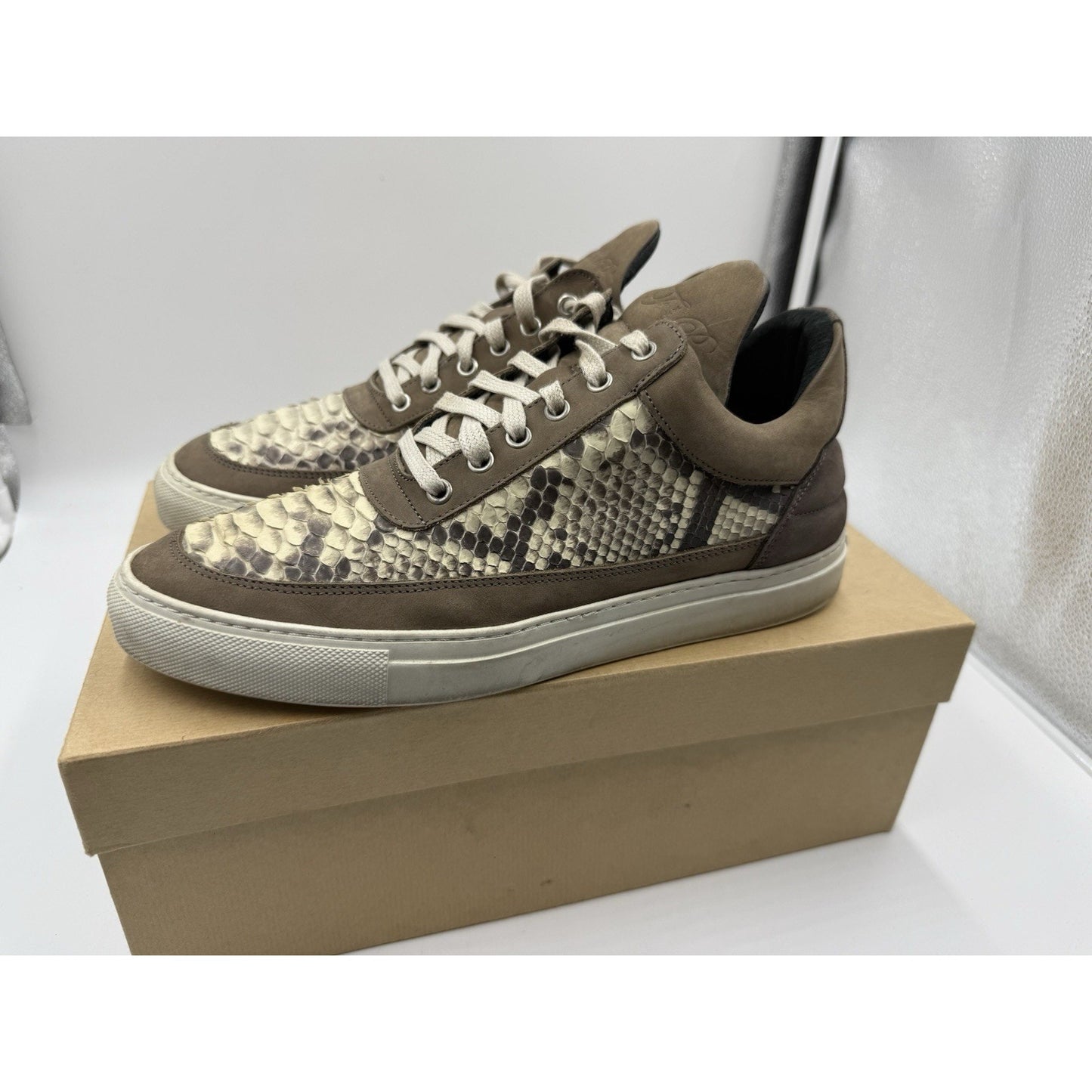 US 7 Filling Pieces Python All Nubuck Heel Hand Made In Portugal Retail $400
