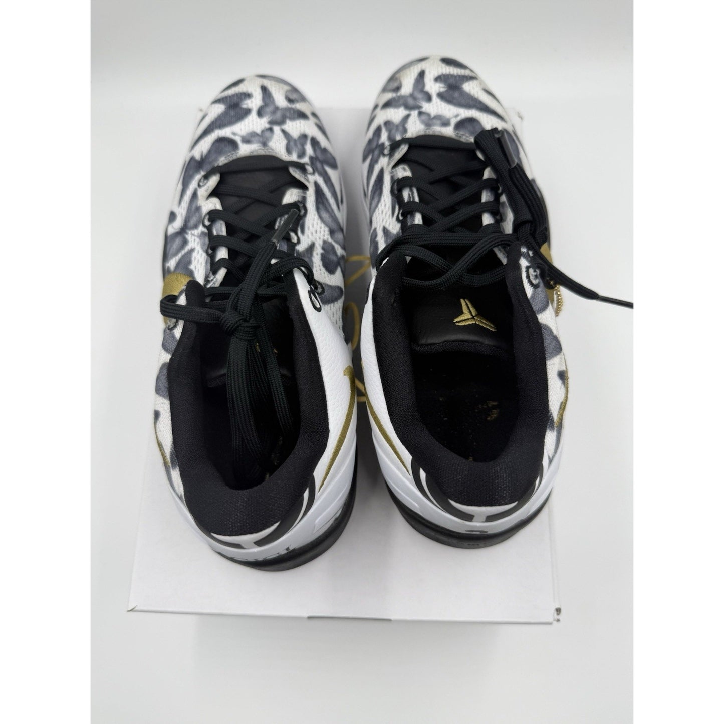 Size 5 (GS) - Nike Kobe 8 Protro Low White Metallic Gold
