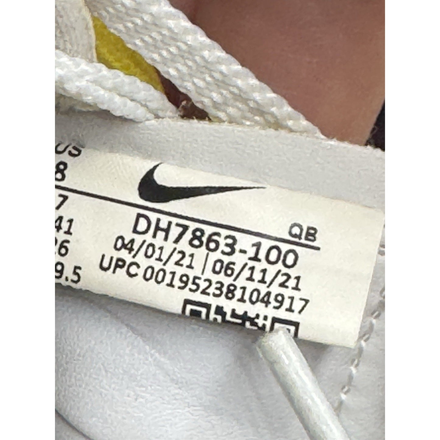 Size 8 - Nike Off-White x Blazer Low White University Red NBS259