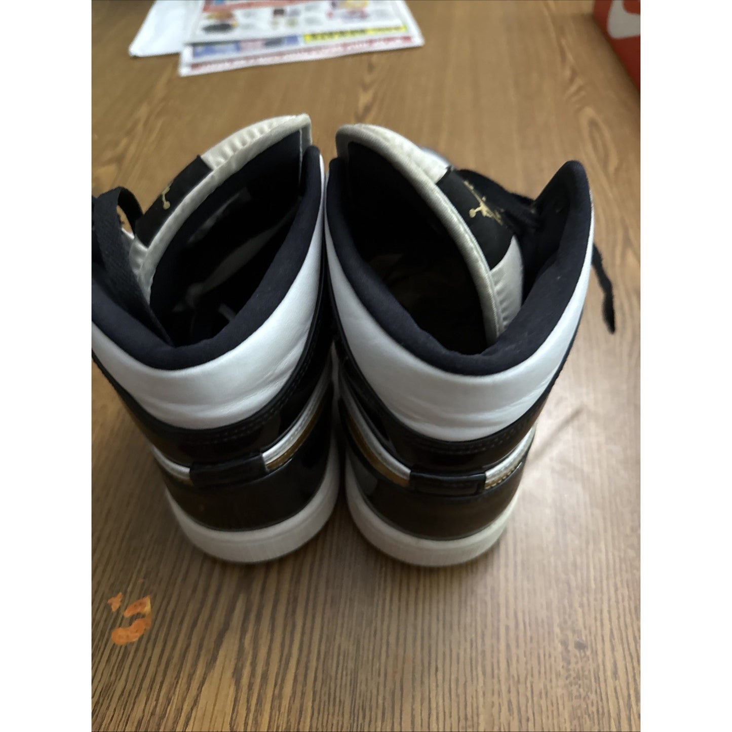 Size 8 - Jordan 1 Mid SE Patent Black Gold NBS161