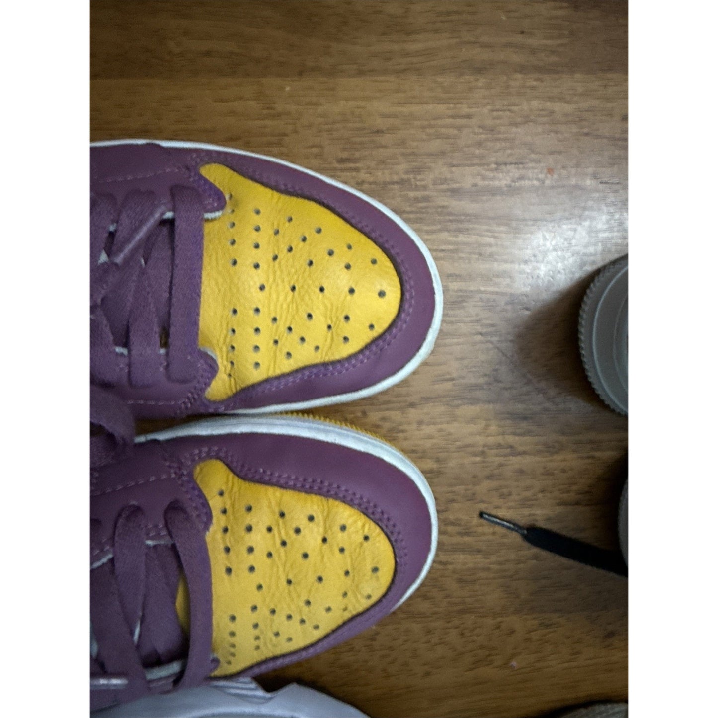 Size 6 - Jordan 1 Retro High OG Brotherhood 2022 NBS183