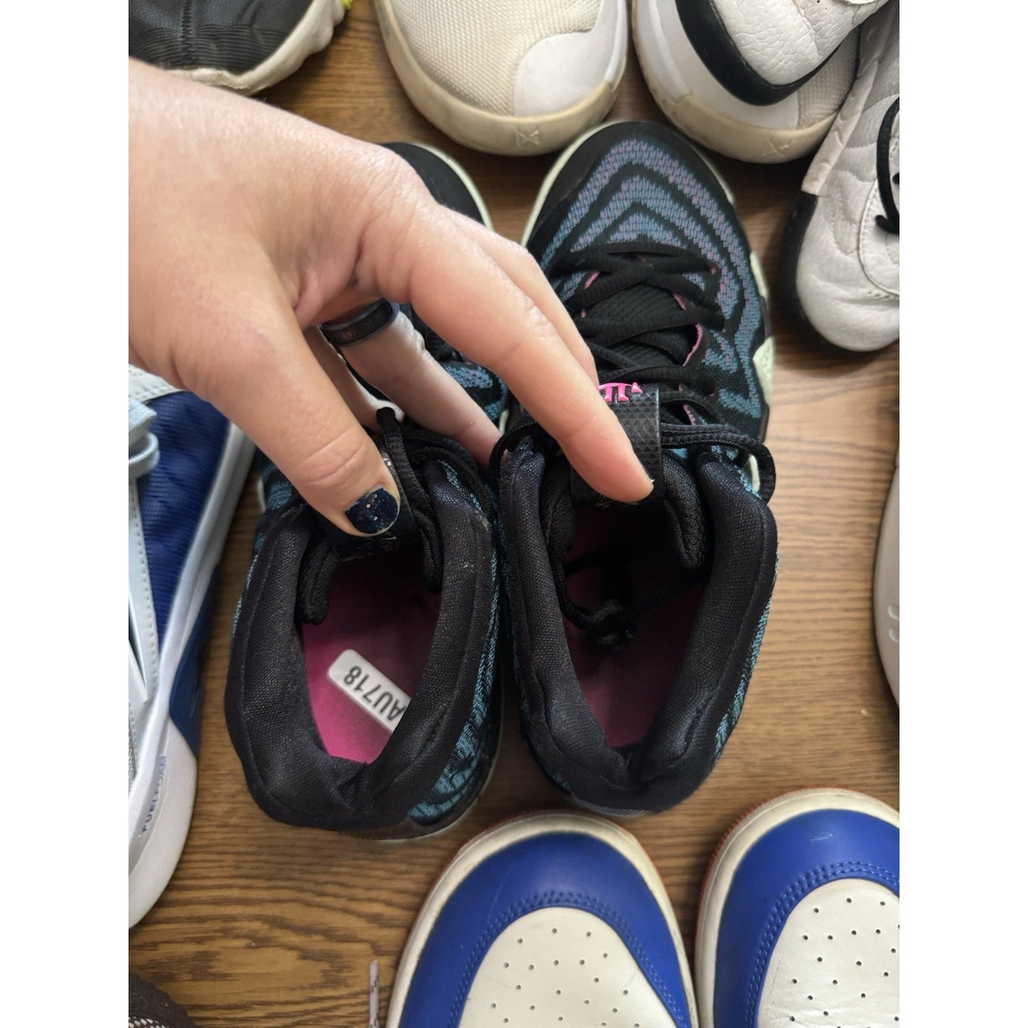 Size 6.5 (GS) - Nike Kyrie 4 Mid 80s NBS172