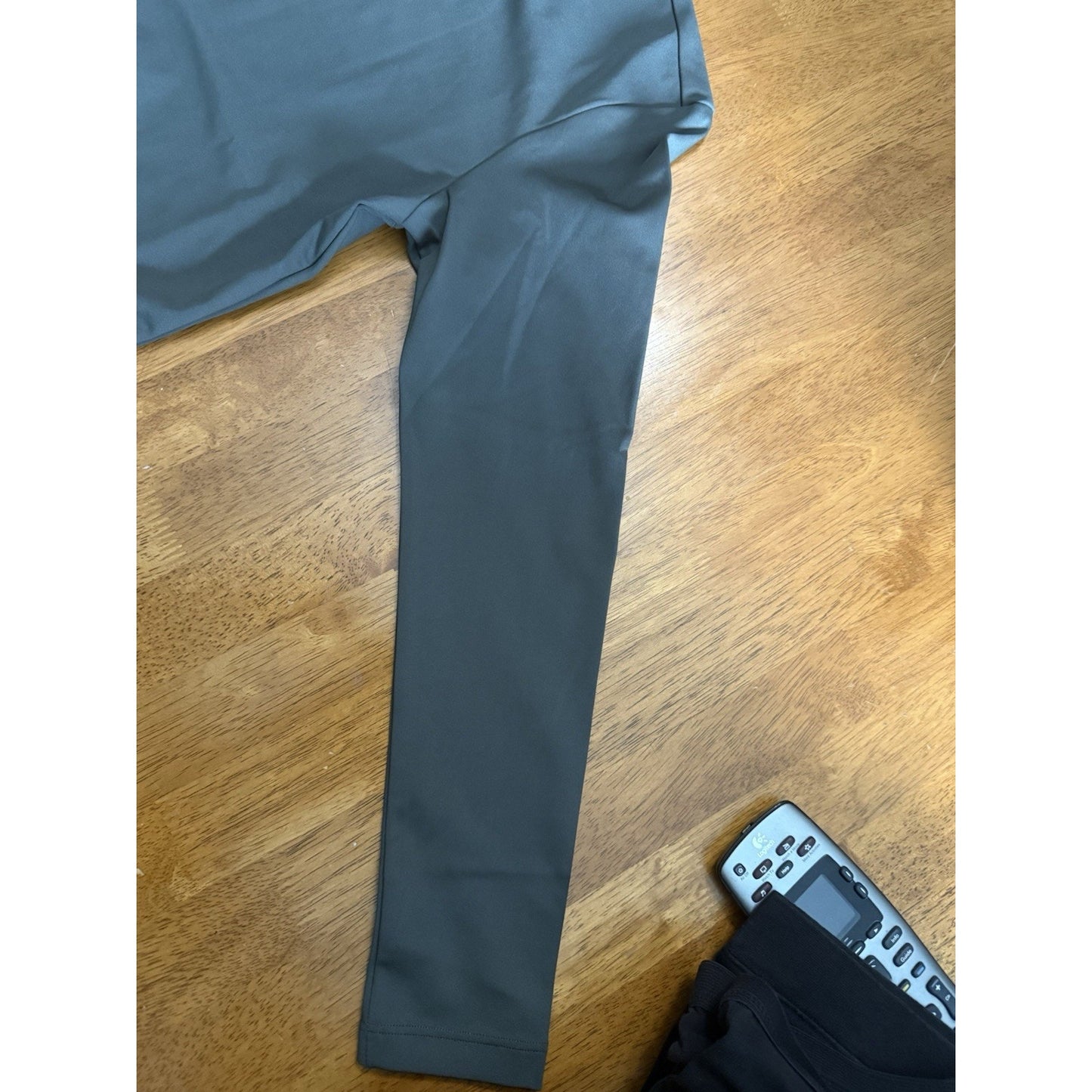YZY Yeezy Gap Green Size XS NEW Kanye Womens