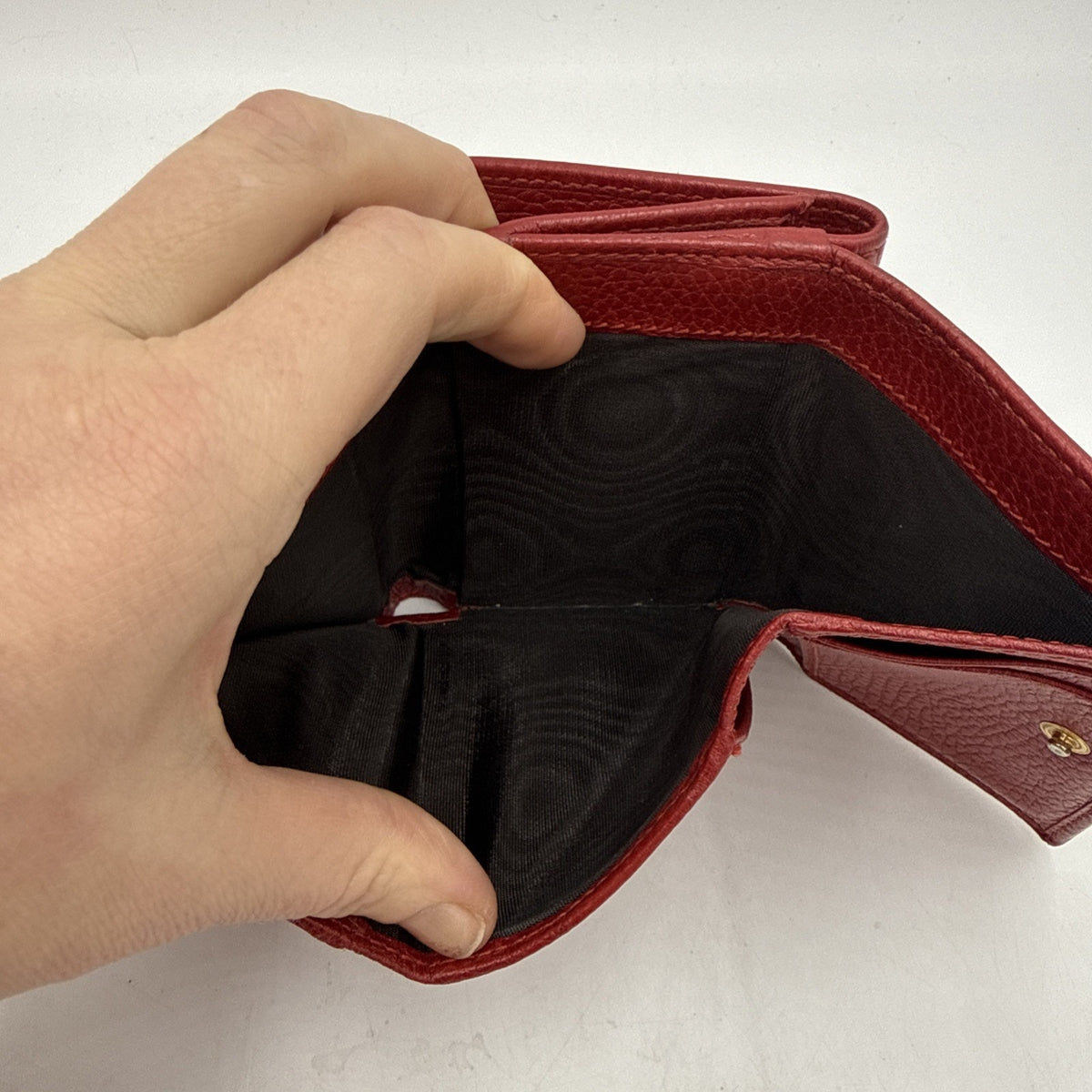 Red Gucci Card Holder Wallet