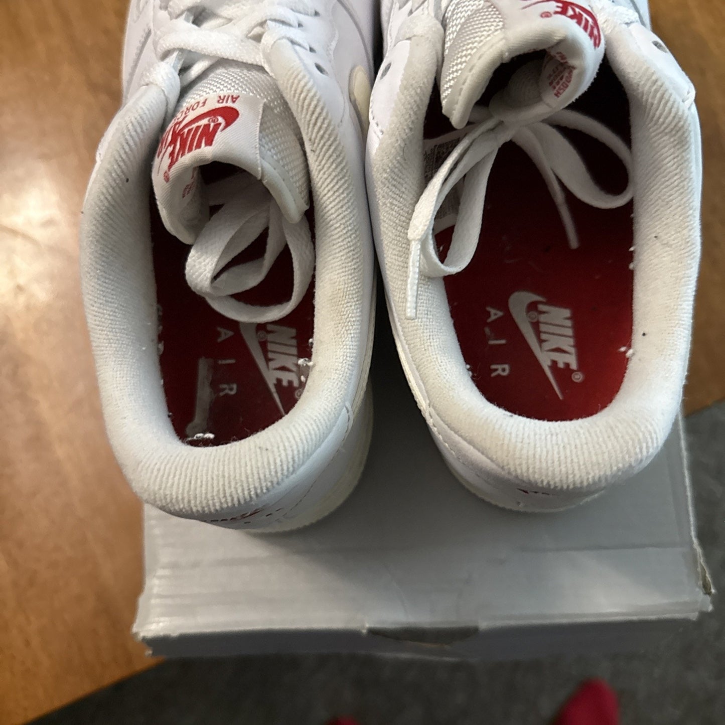 Size 8.5 - Nike Air Force 1 Low Valentine's Day 2021 BS385