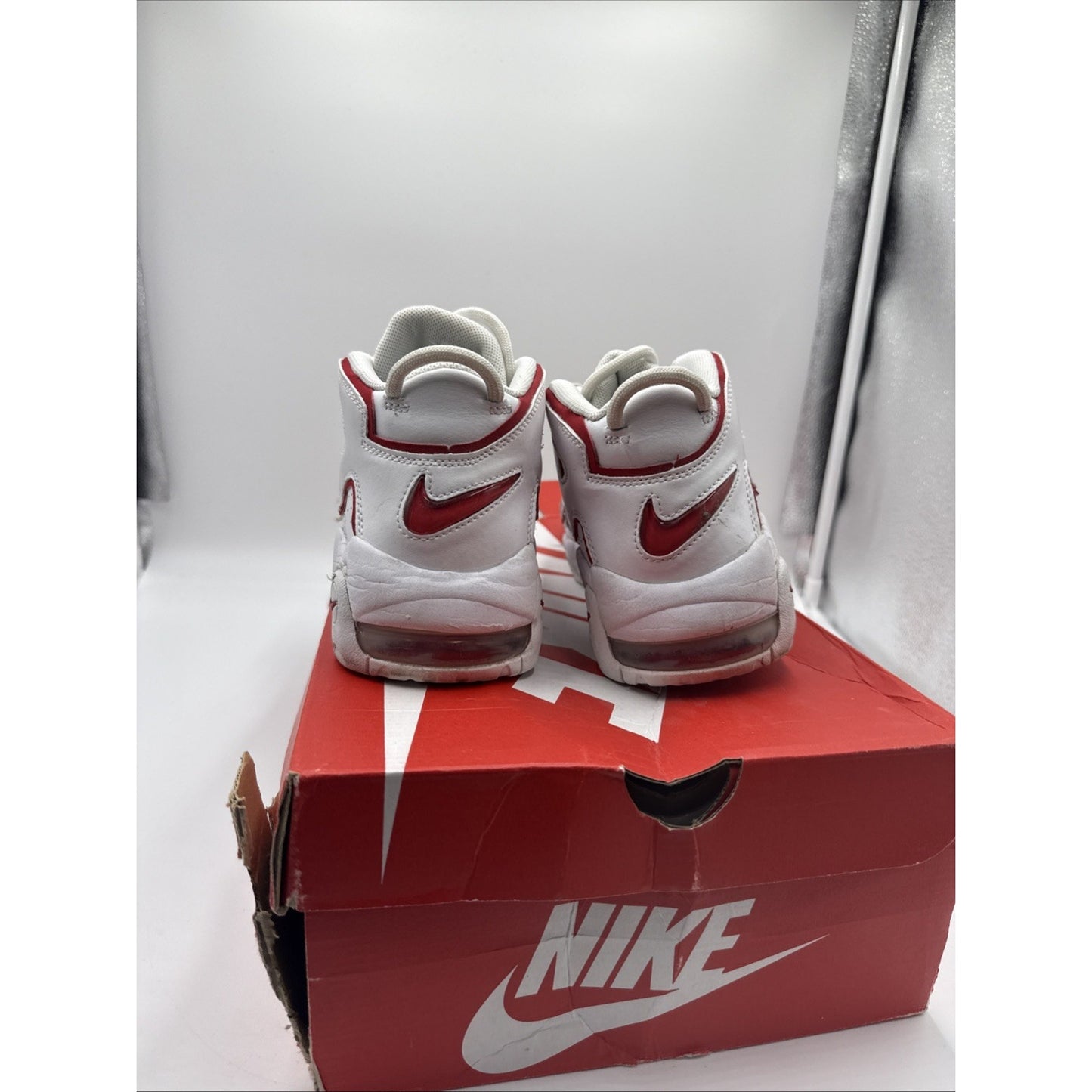 Size 6 (GS) - Nike Air More Uptempo Low White Varsity Red 2021