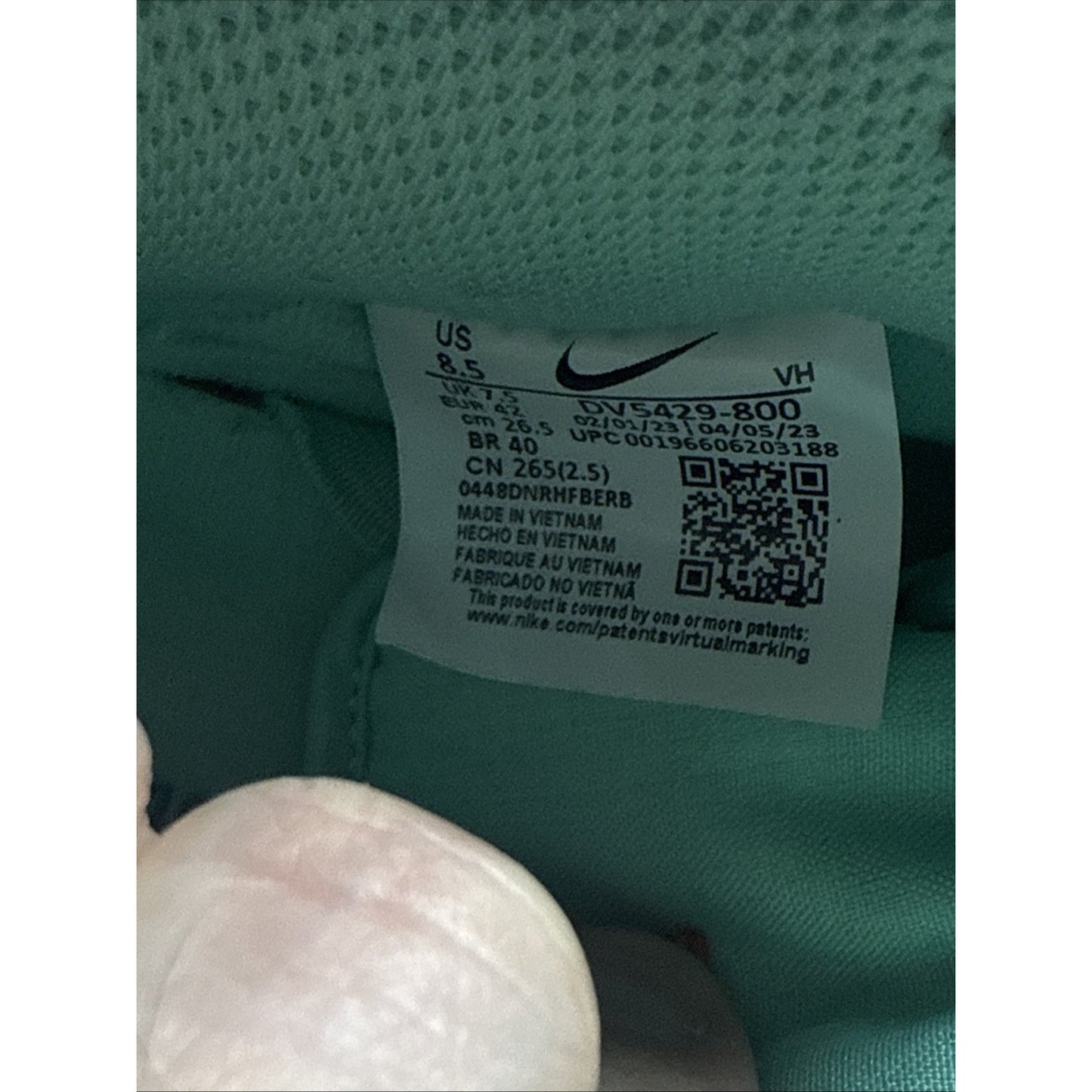 Size 8.5 - Nike Dunk SB Low Orange Emerald Rise