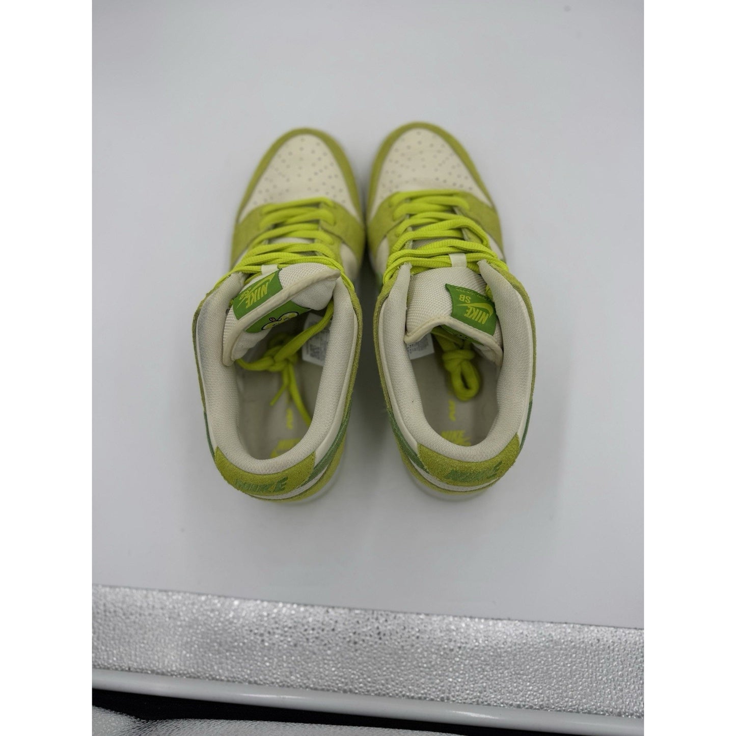 Size 10 - Nike Dunk Pro SB Low Fruity Pack - Green Apple