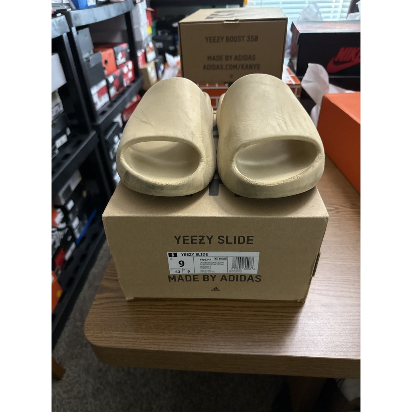 Size 9 - adidas Yeezy Slide Used (Desert Sand) BS341