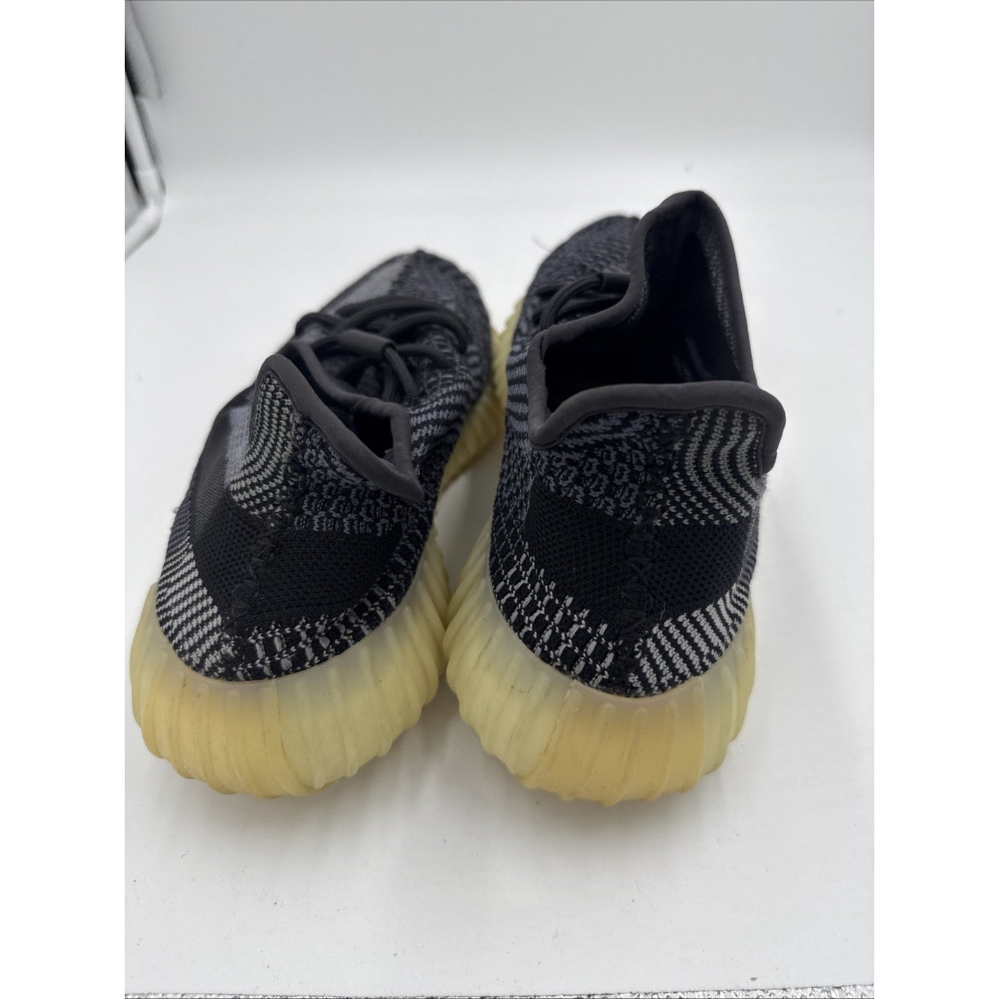 Size 10.5 - adidas Yeezy Boost 350 V2 Low Carbon
