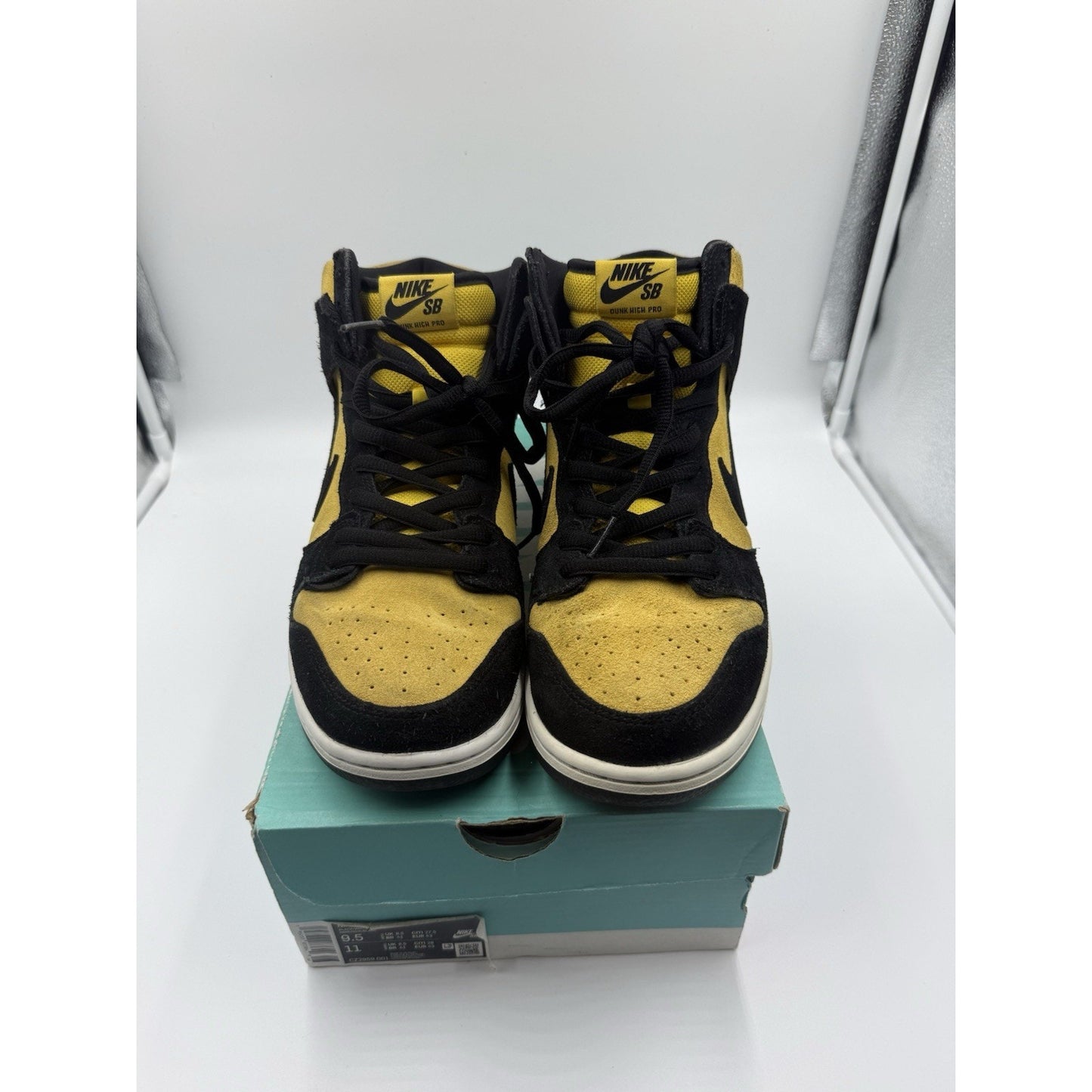 Size 10 - Nike Dunk Pro SB High Reverse Goldenrod
