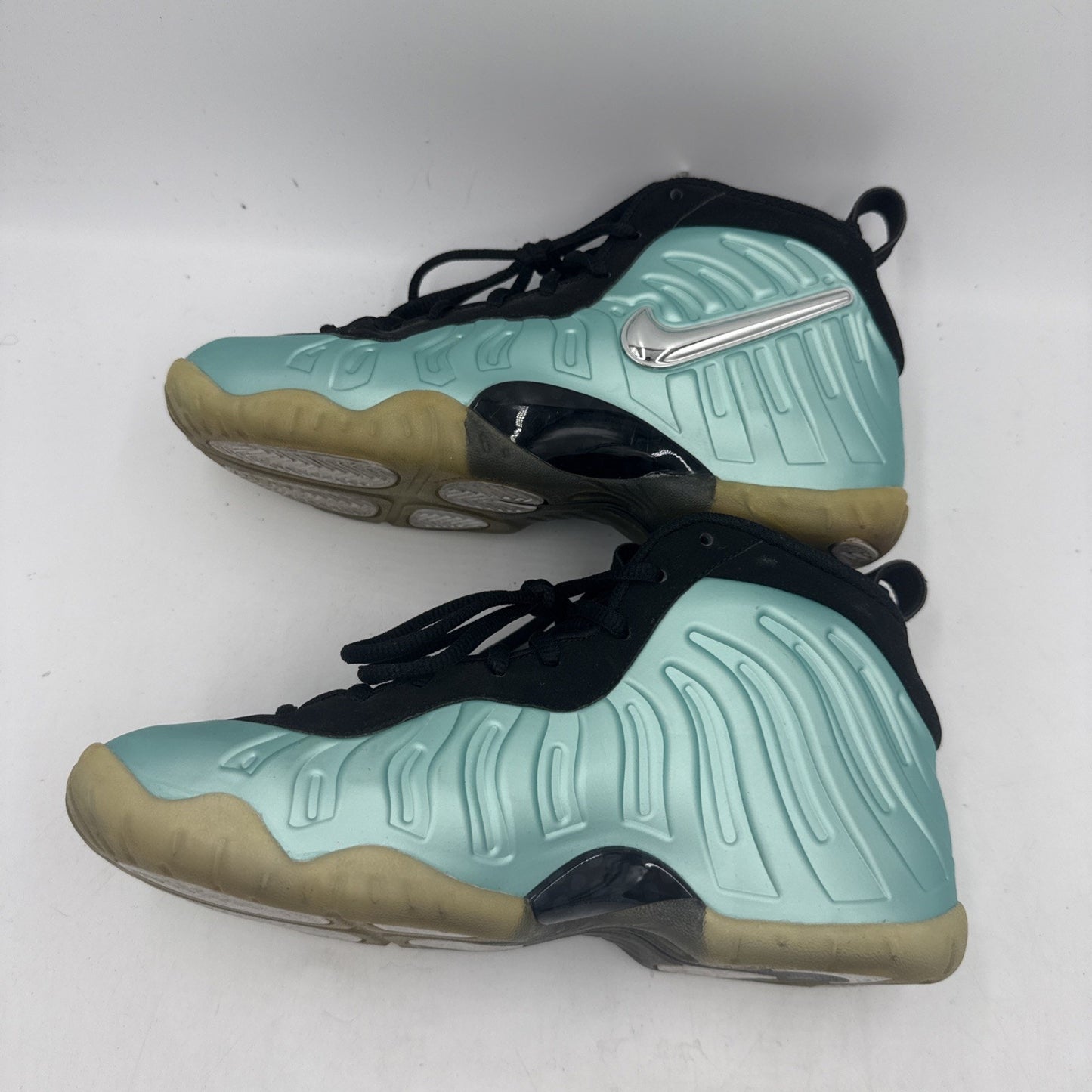 Size 5.5 (GS) - Nike Little Posite Pro Mid Island Green