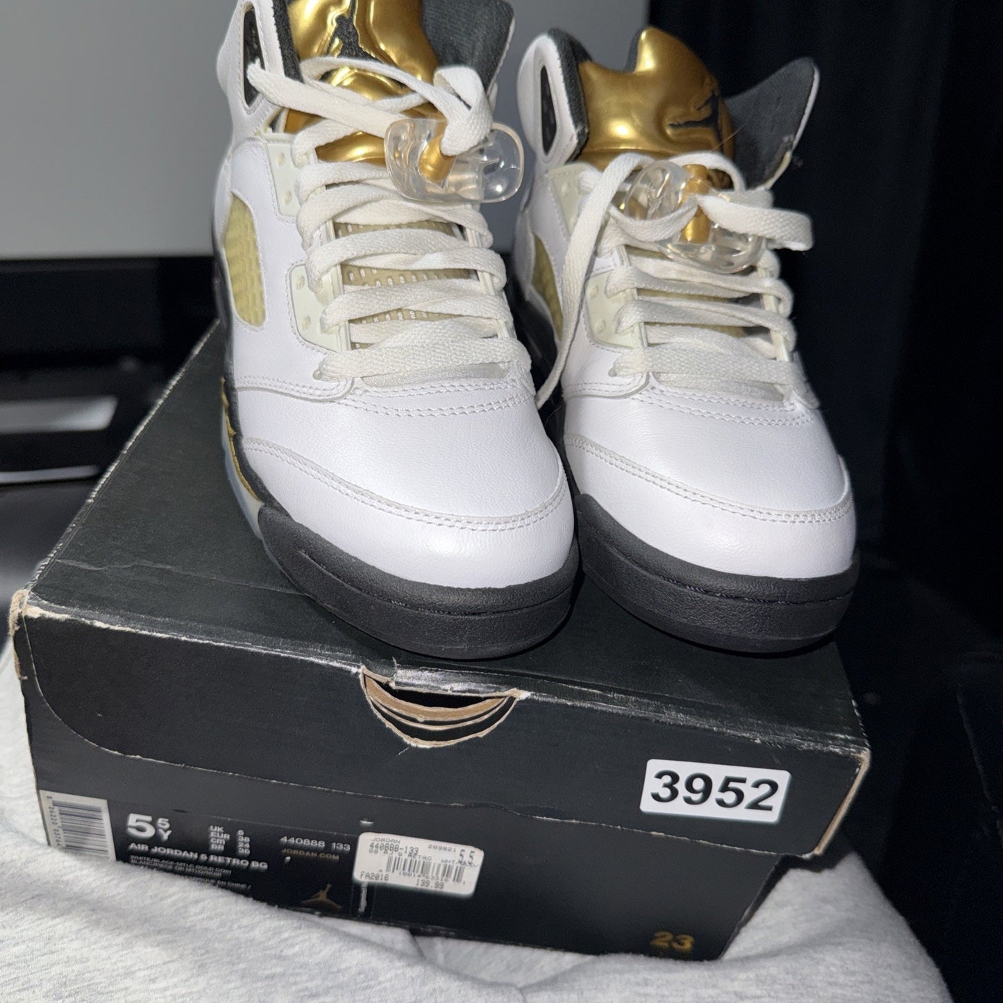 Size 5.5 Y Nike 440888–133 Jordan 5 Retro Olympic 2016