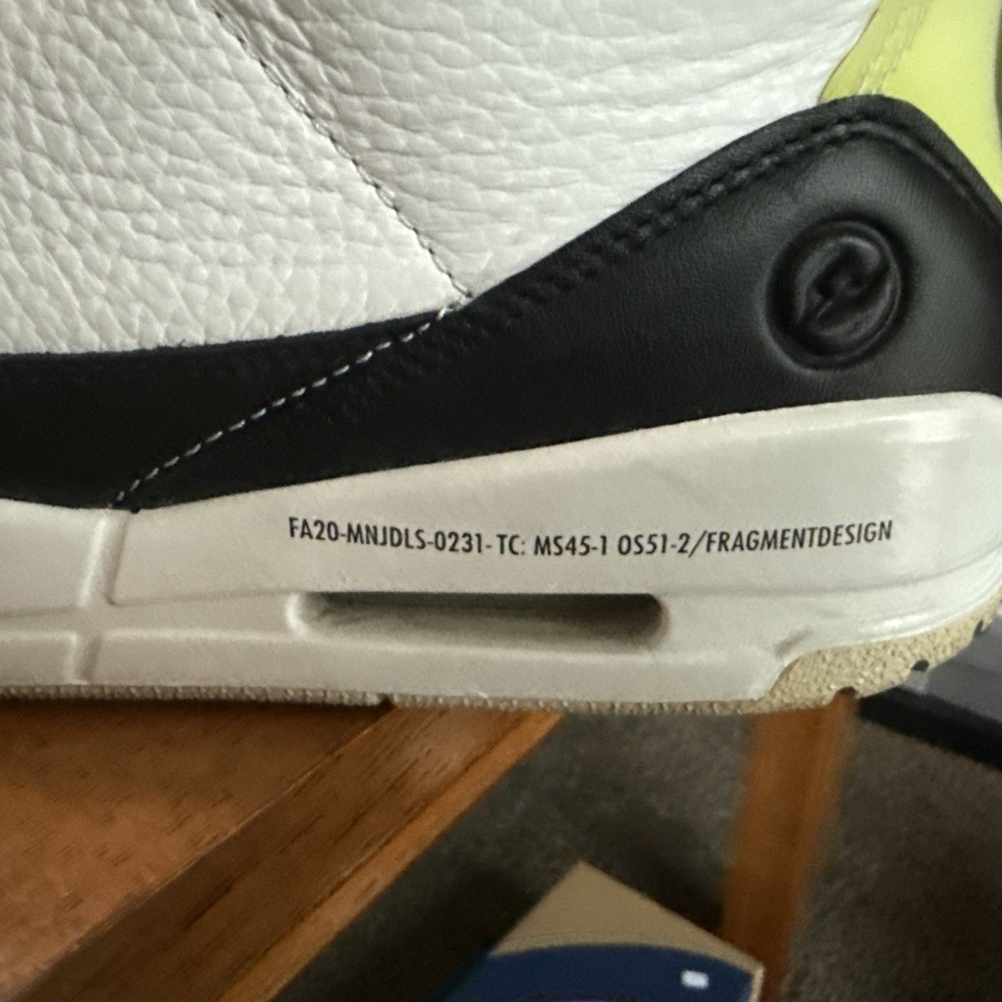 Size 10 - Jordan 3 Retro SP x Fragment Design Mid White NBS082