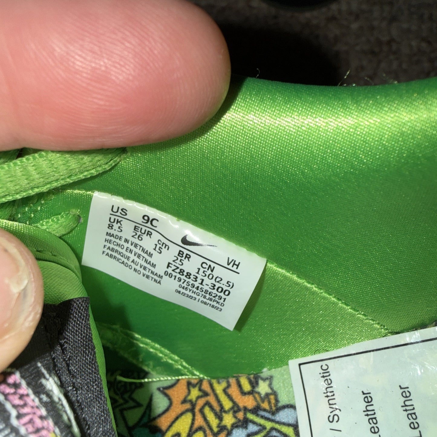 Toddler Size 9C Nike SB Dunk Low The Powerpuff Girls Buttercup (FZ8831-300)
