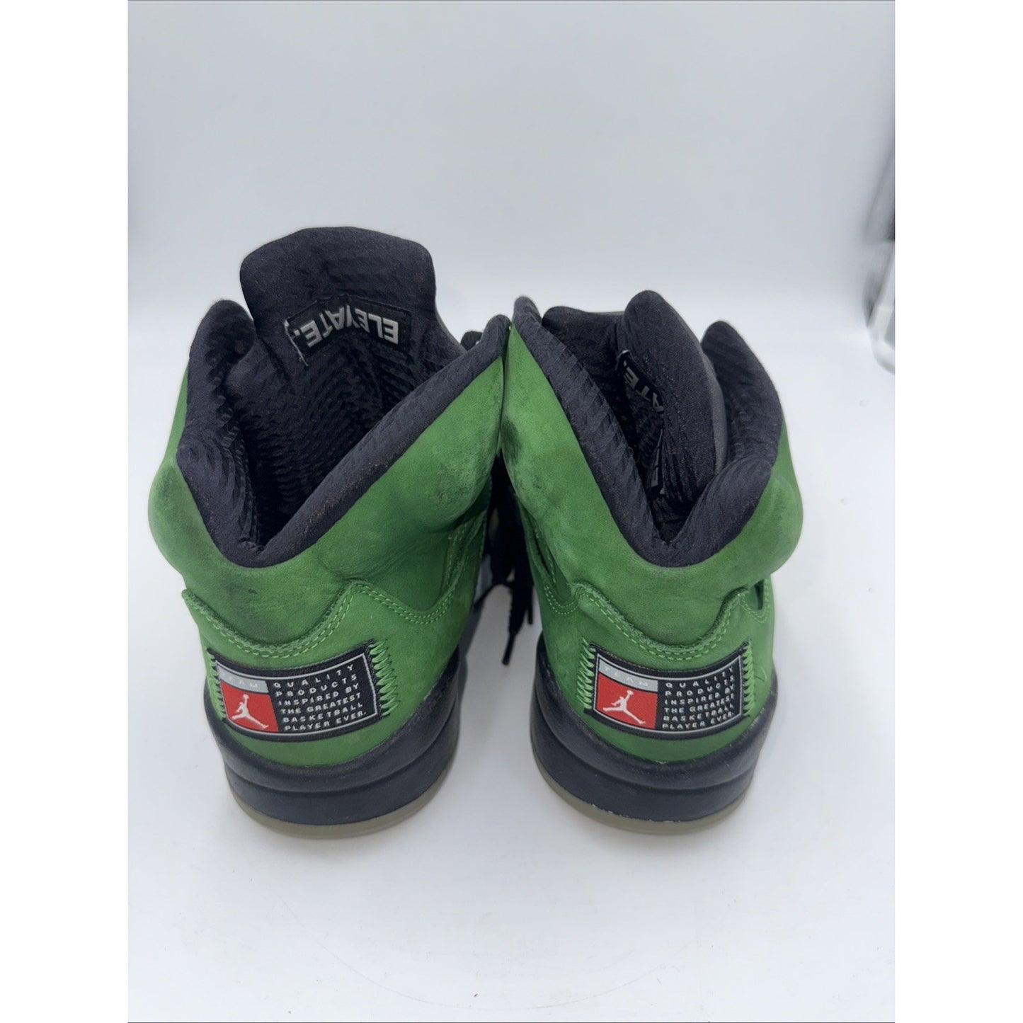Size 9.5 - Jordan 5 Retro SE Oregon 2020