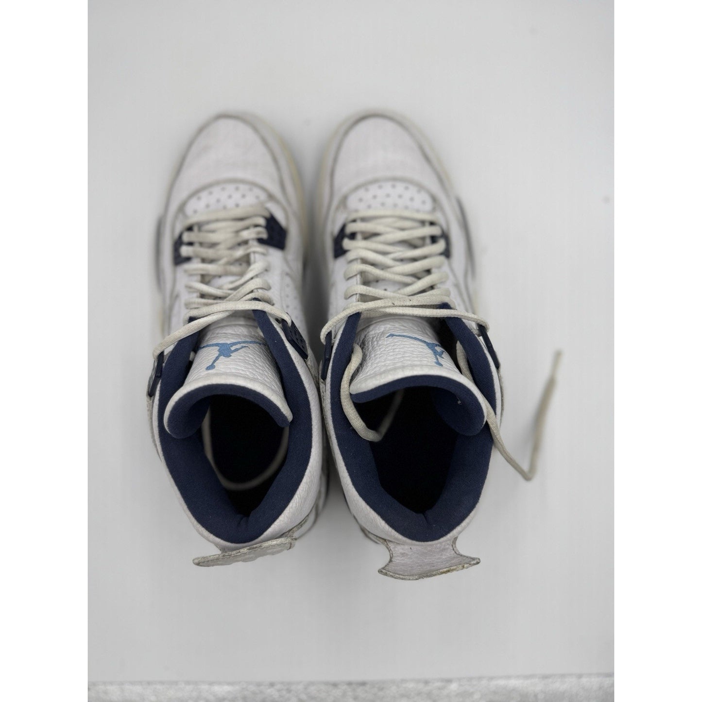 Size 11.5 - Air Jordan 4 Retro LS Columbia