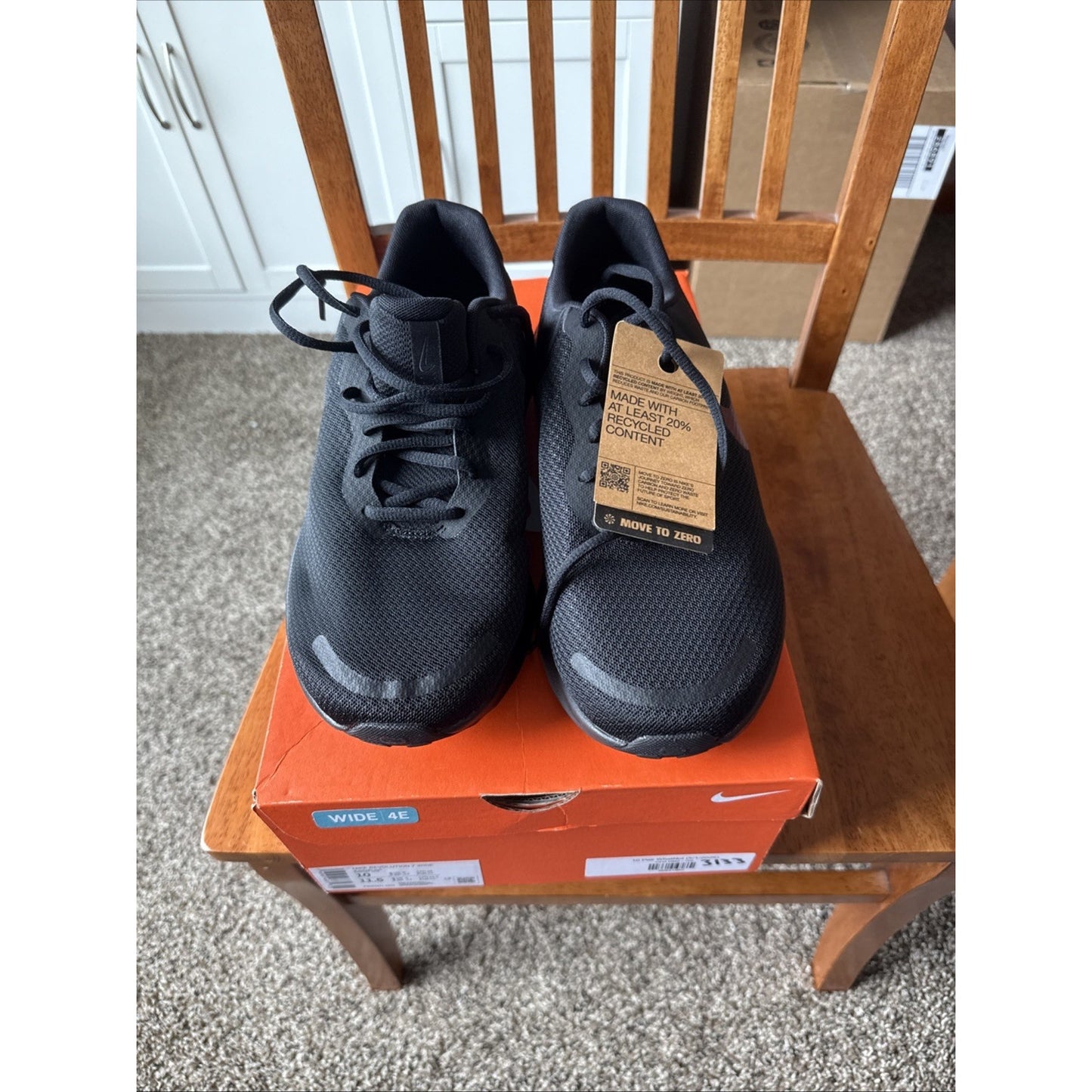 Size 10 Wide Nike Revolution 7 Wide Black Running Comfort Shoes Sneaker BS007