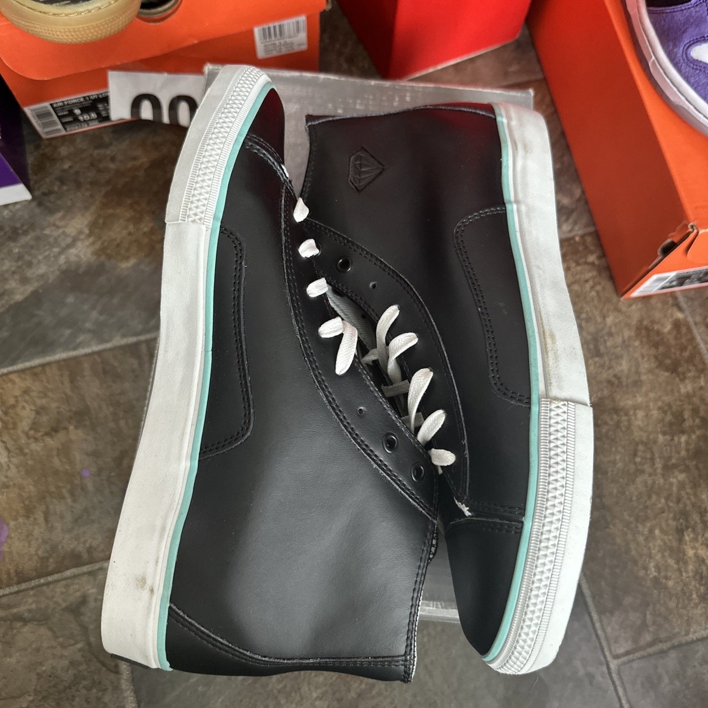Diamond Supply Co. sneaker in the 'Brilliant Solid Pack' size 9 Sample Tagged