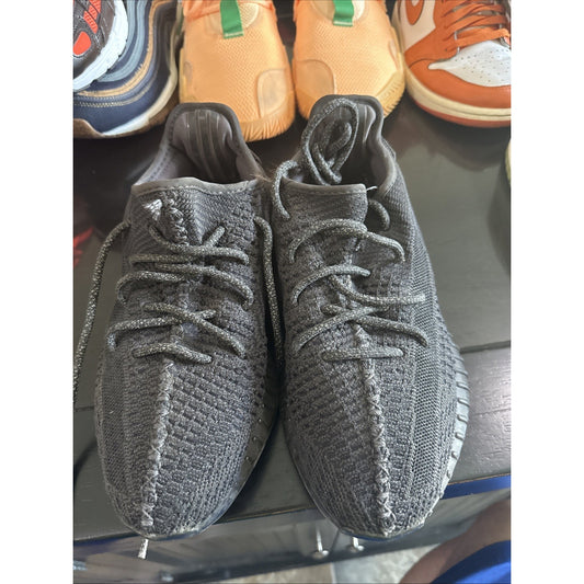 Size 7 - adidas Yeezy Boost 350 V2 Low Black Non-Reflective No Insoles NBS241