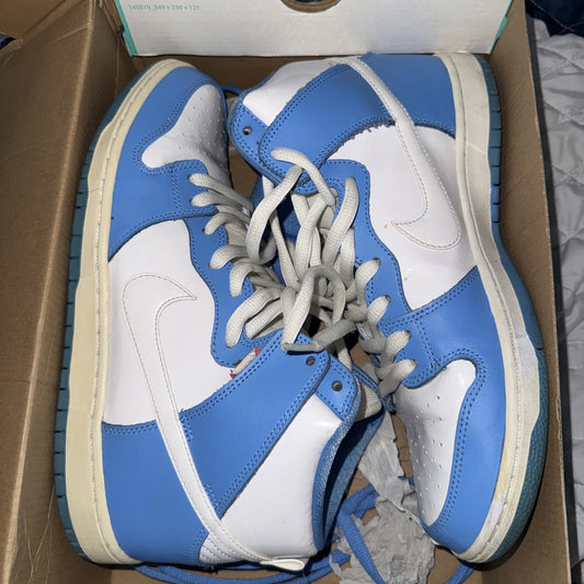 Size 11 - Nike Dunk Premium SB High Rivalry UNC