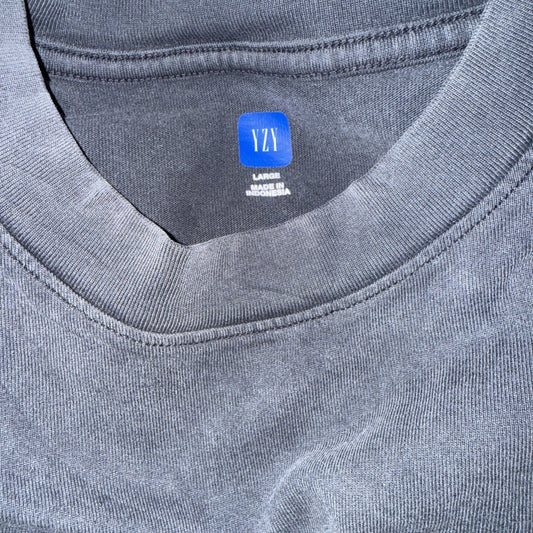 YZY GAP LONG SLEEVE SHIRT Size Large LEP