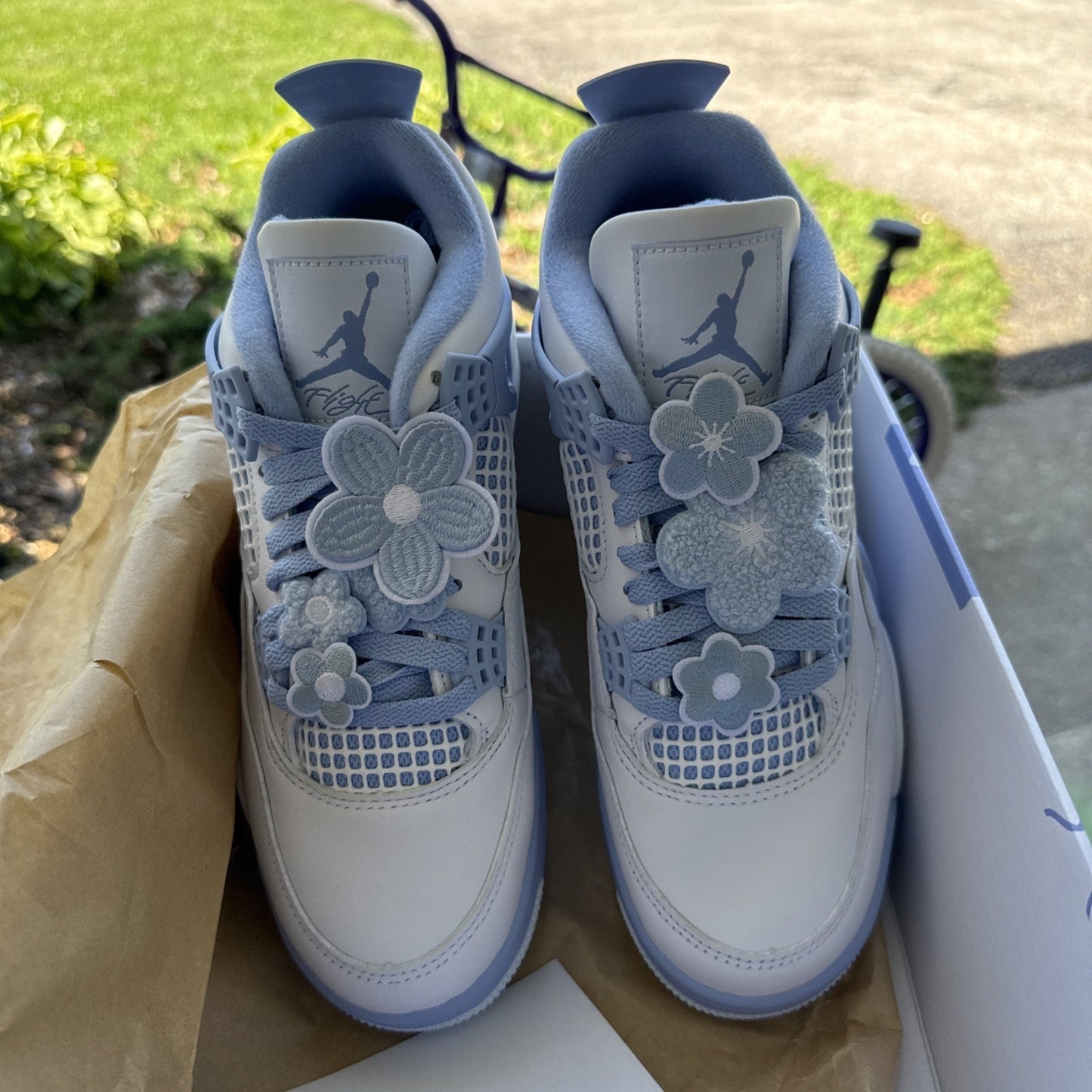 Size 8 - Air Jordan 4 Retro Forget Me Not W