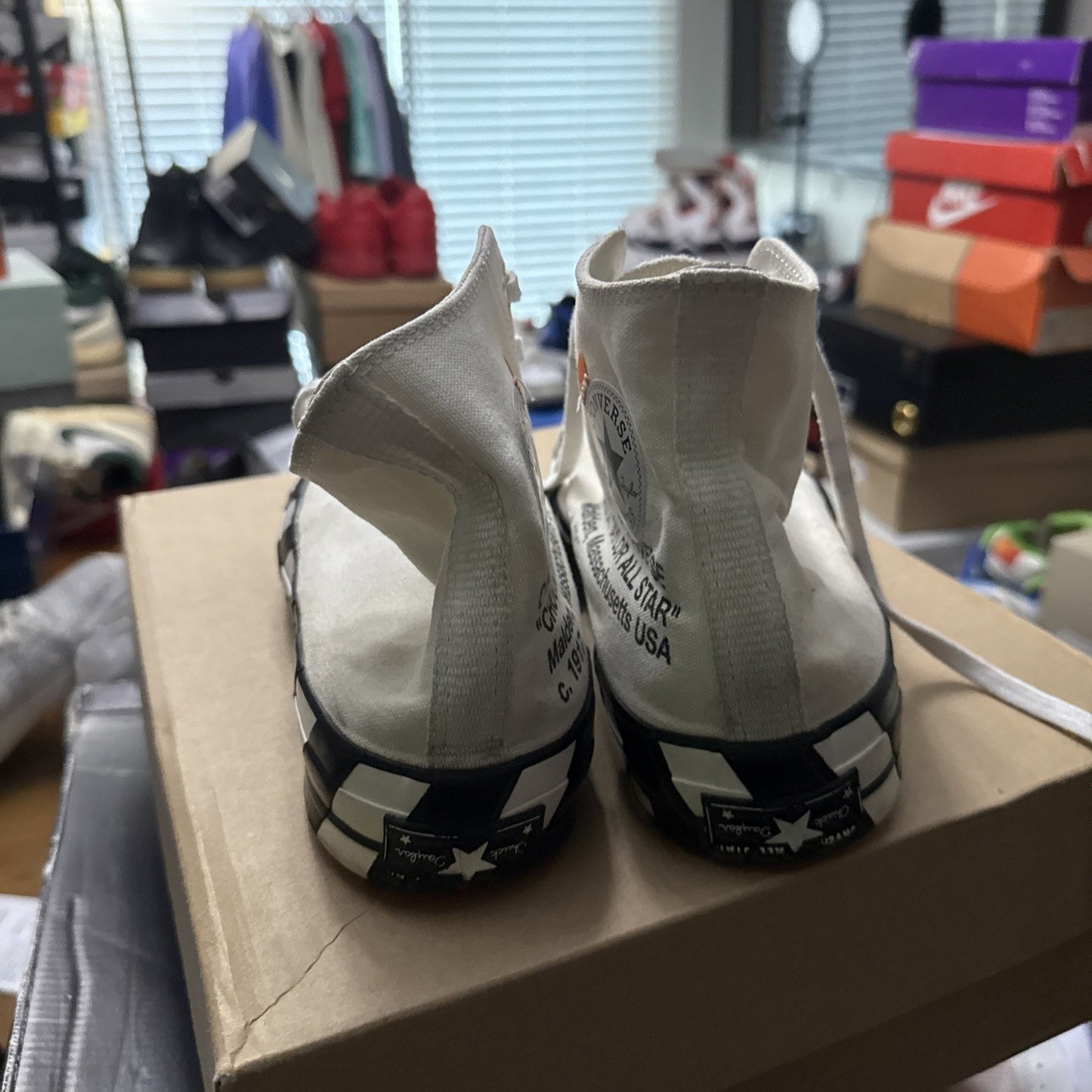 Size 10 - Converse Off-White x Chuck 70 White BS500