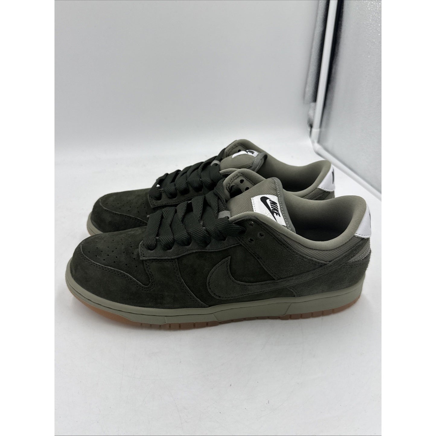 Size 9.5 - Nike Dunk SB Pro B Low Sequoia